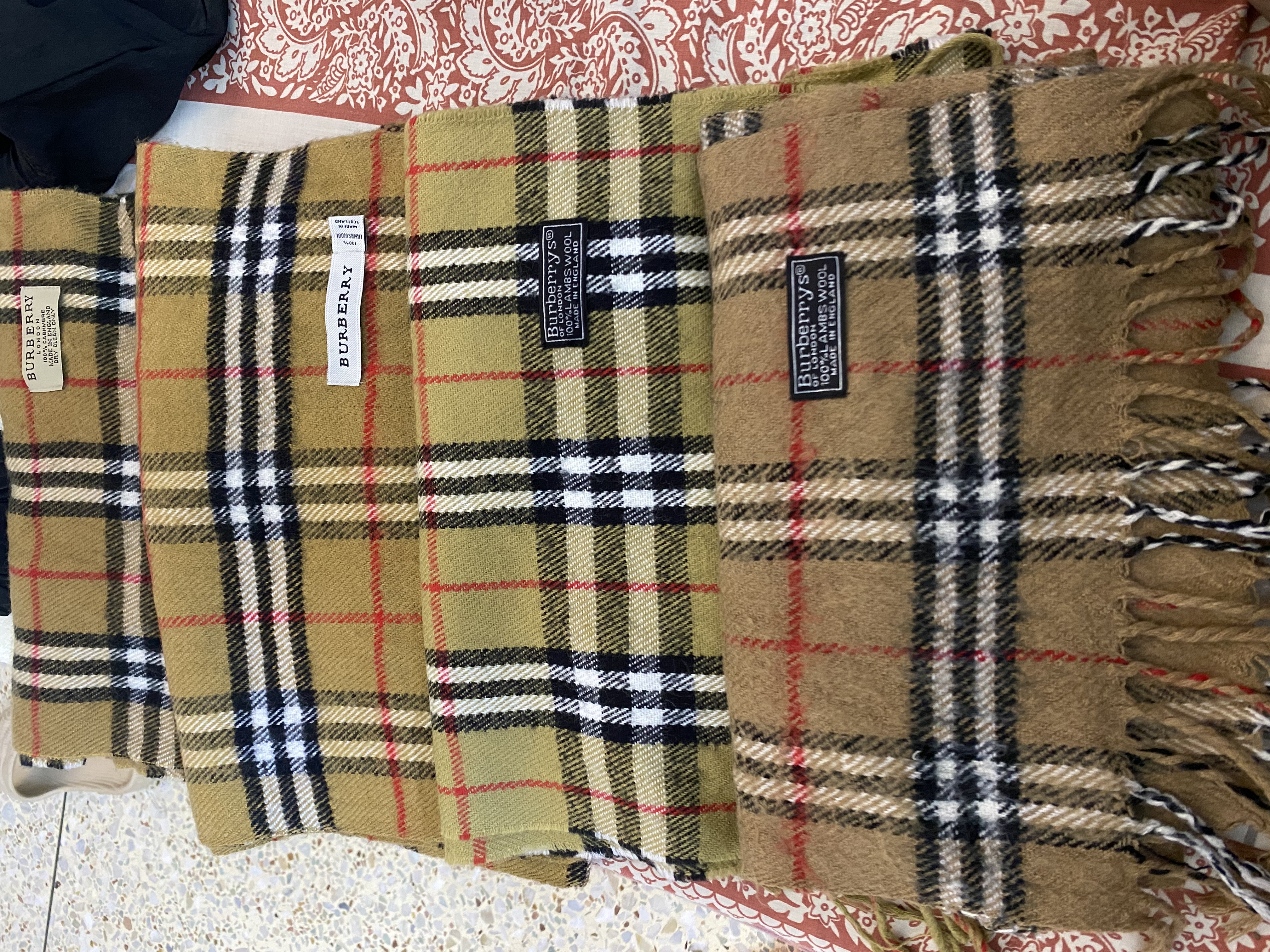 Burberry Scarve