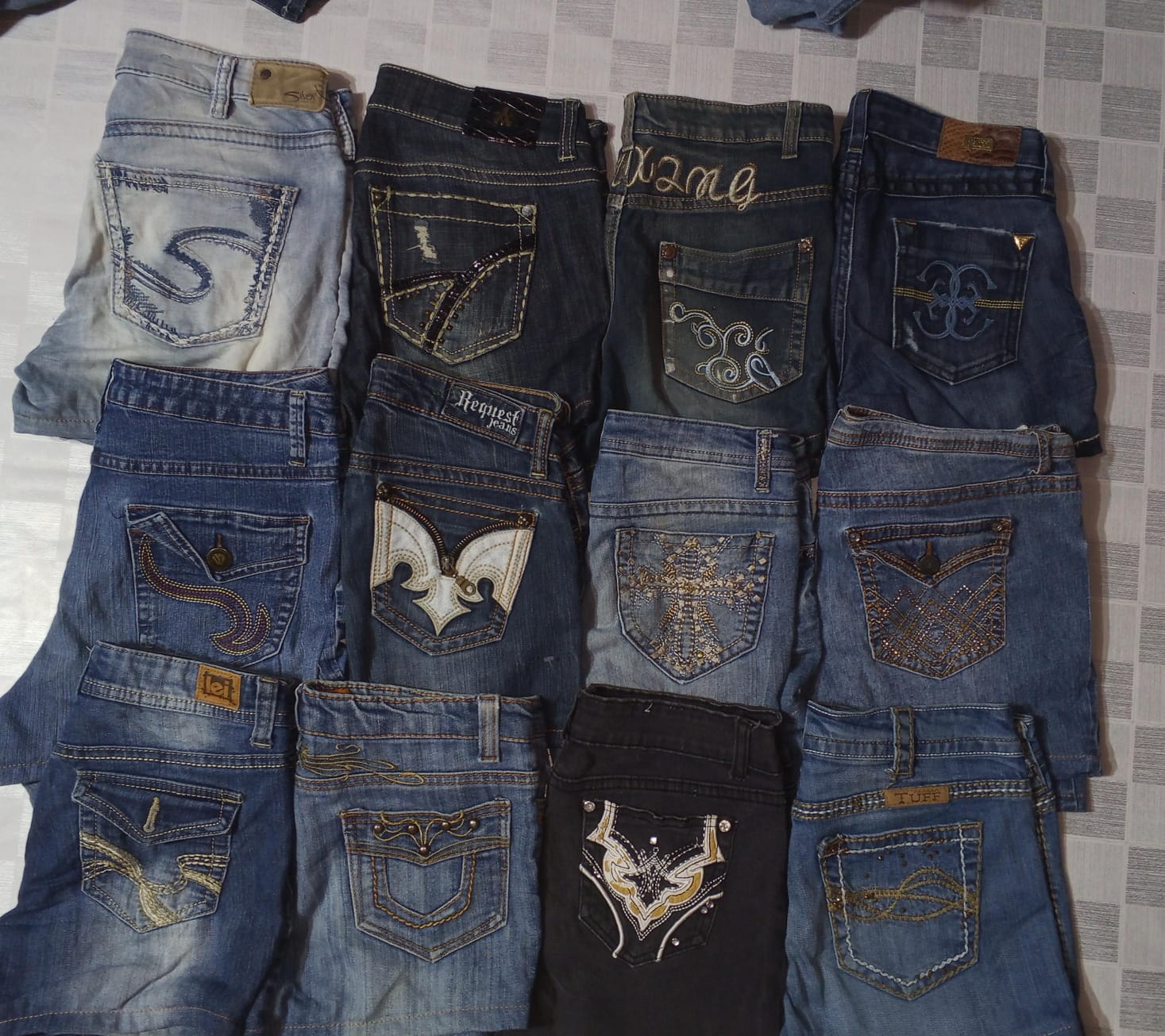 GUESS およびその他のミックスブランド ミニショートパンツ (ID 1167)