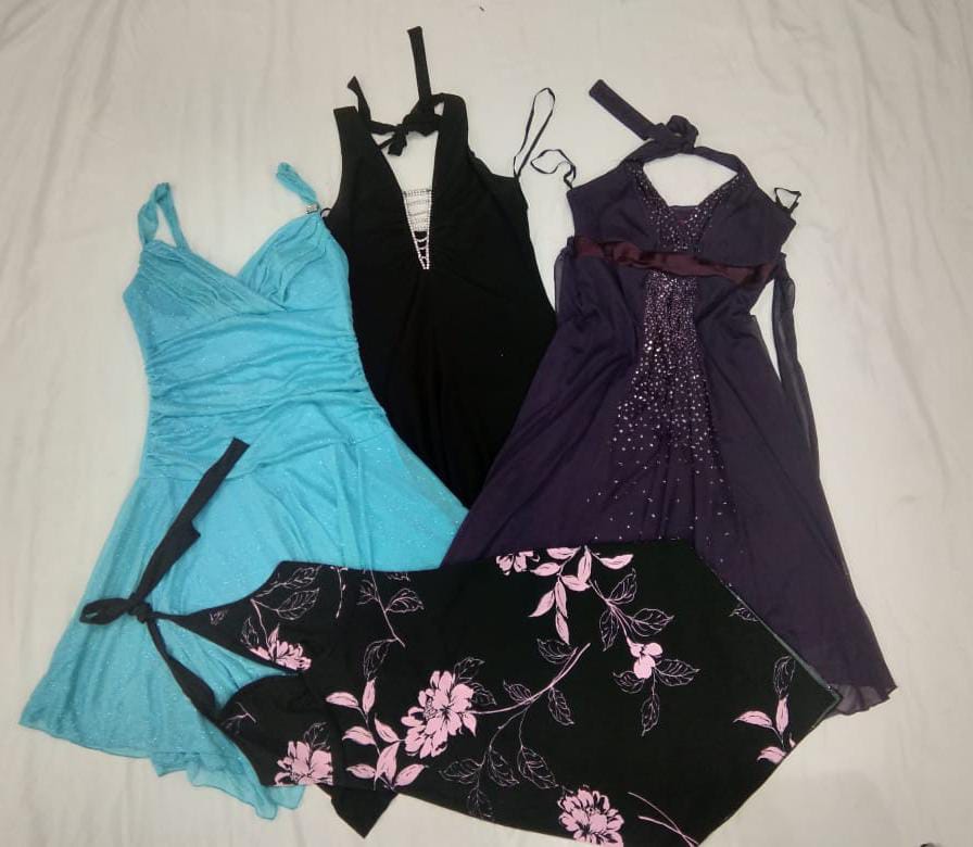 Robes de bal Y2K IQ0236 - 08 pièces