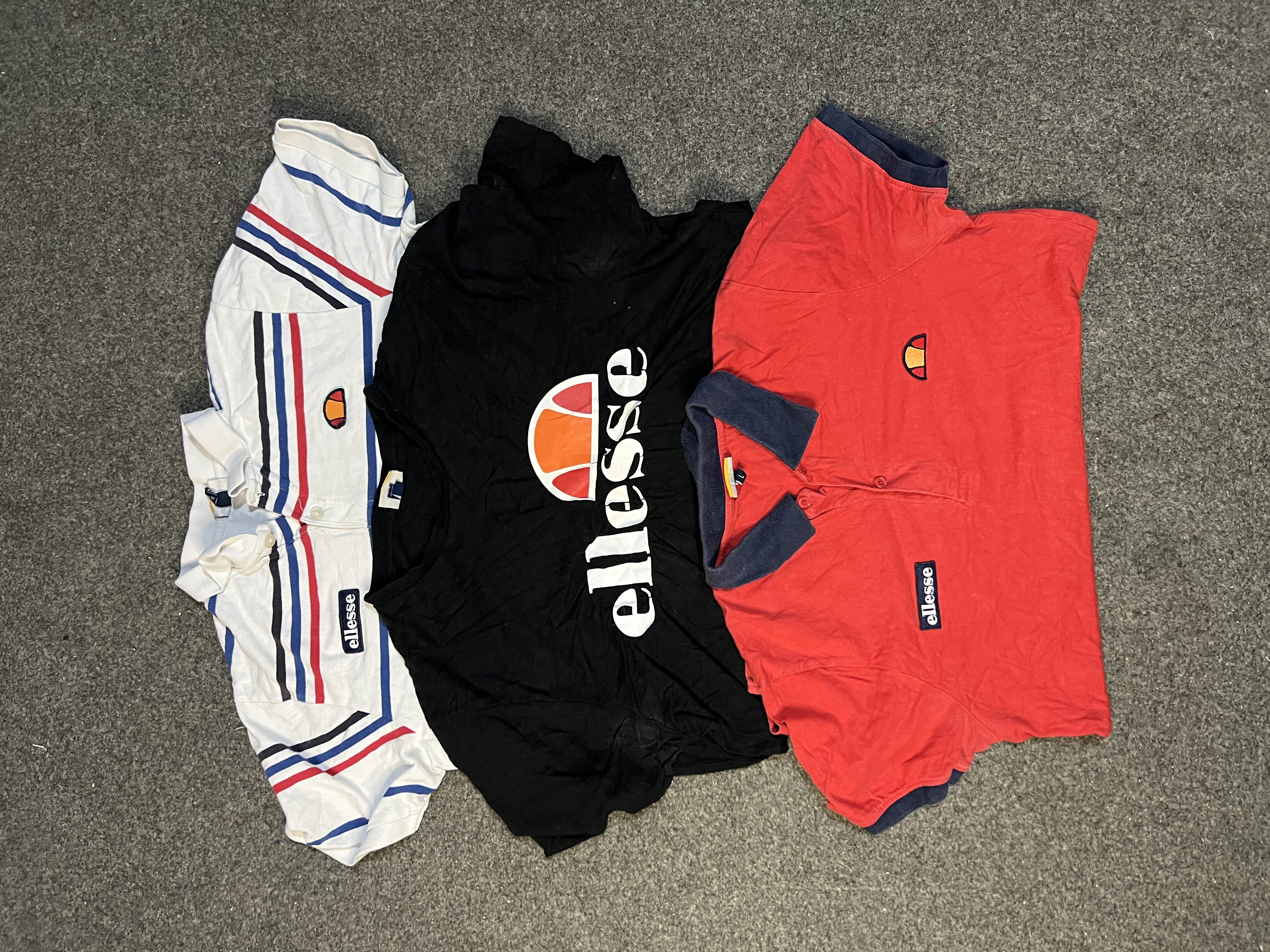 エレッセ Tシャツ