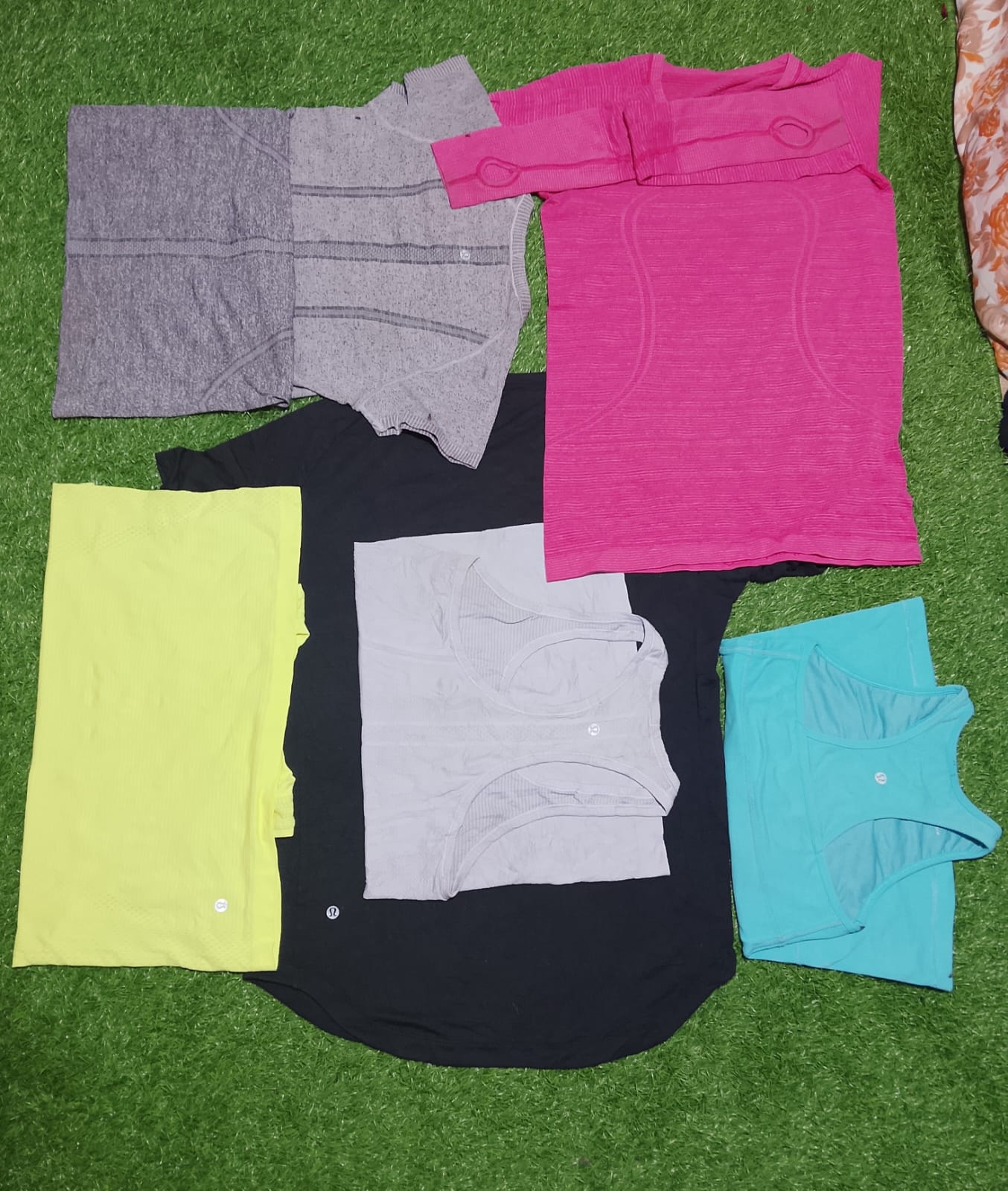 Lululemon camisetas y blusas