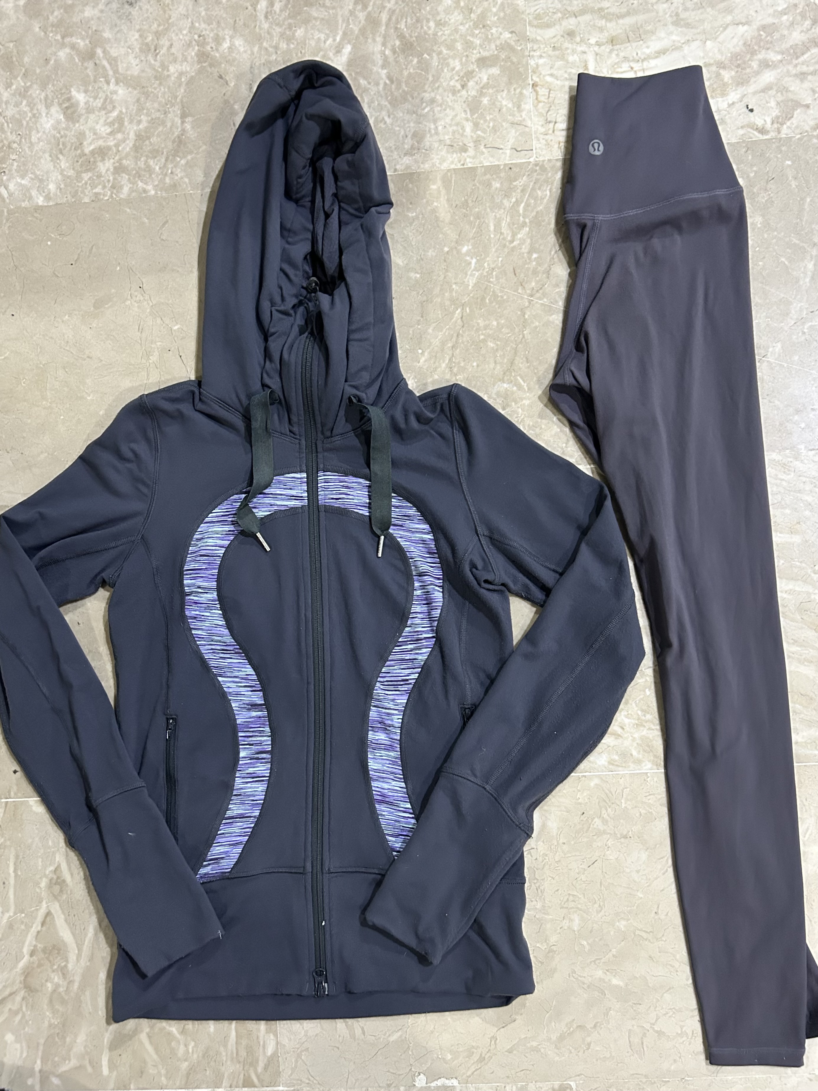Lululemon Trainingshosen und Trainingsshirts