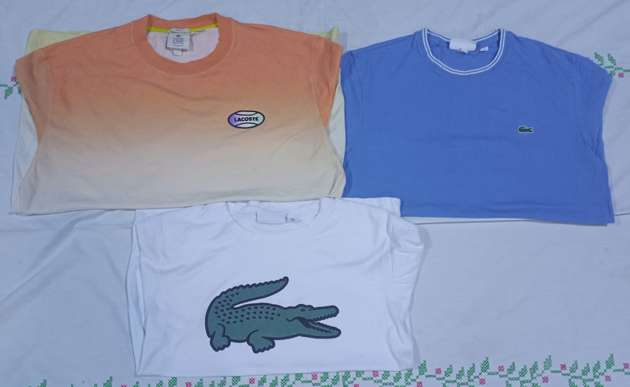 T-shirts à col rond Lacoste