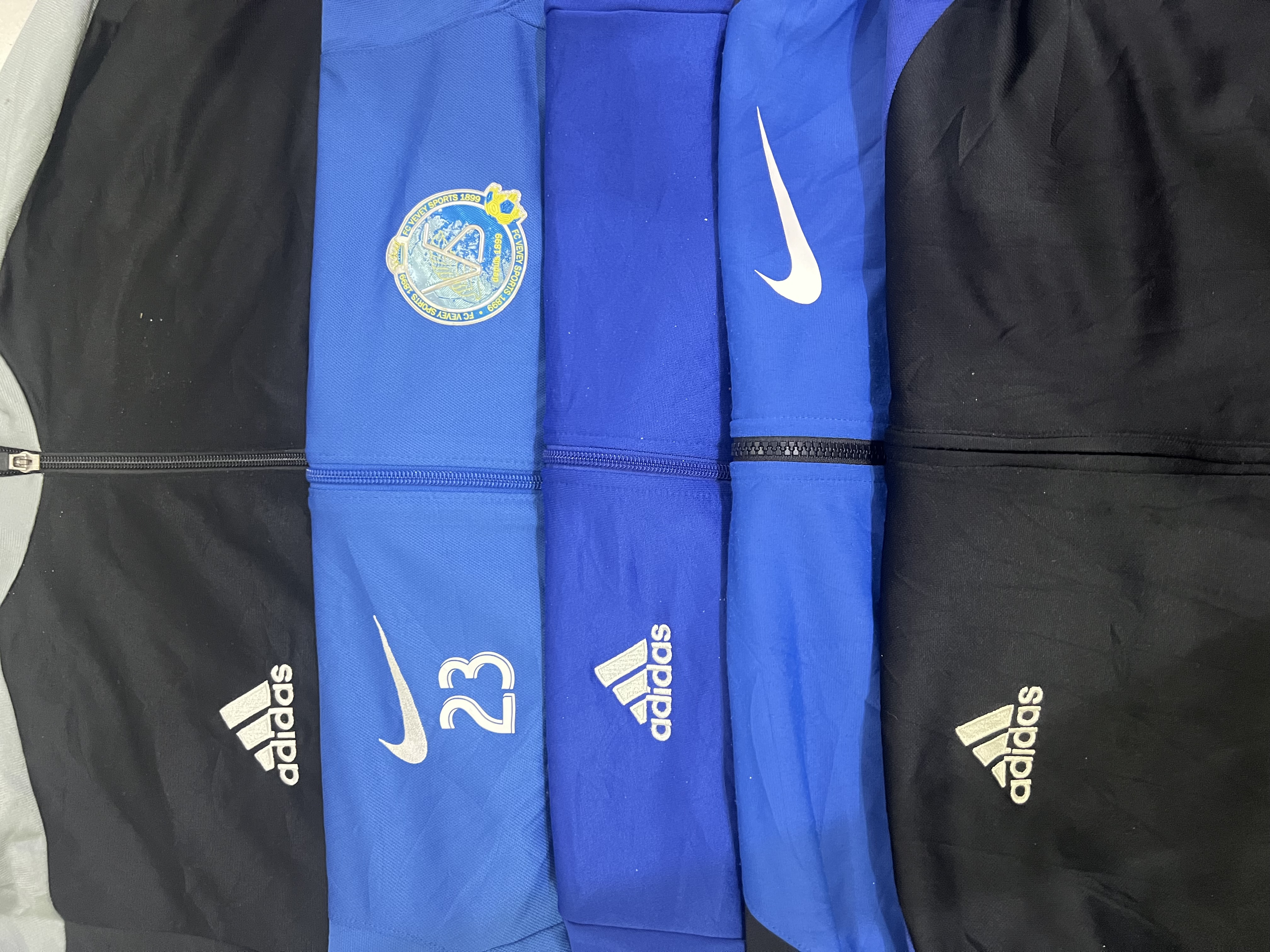 Jaquetas de Trajes Nike Adidas