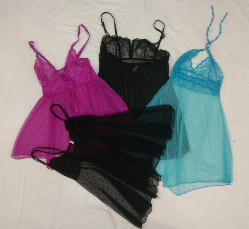 IQ0267 Y2K Lingerie Top  
- 12 Pezzi