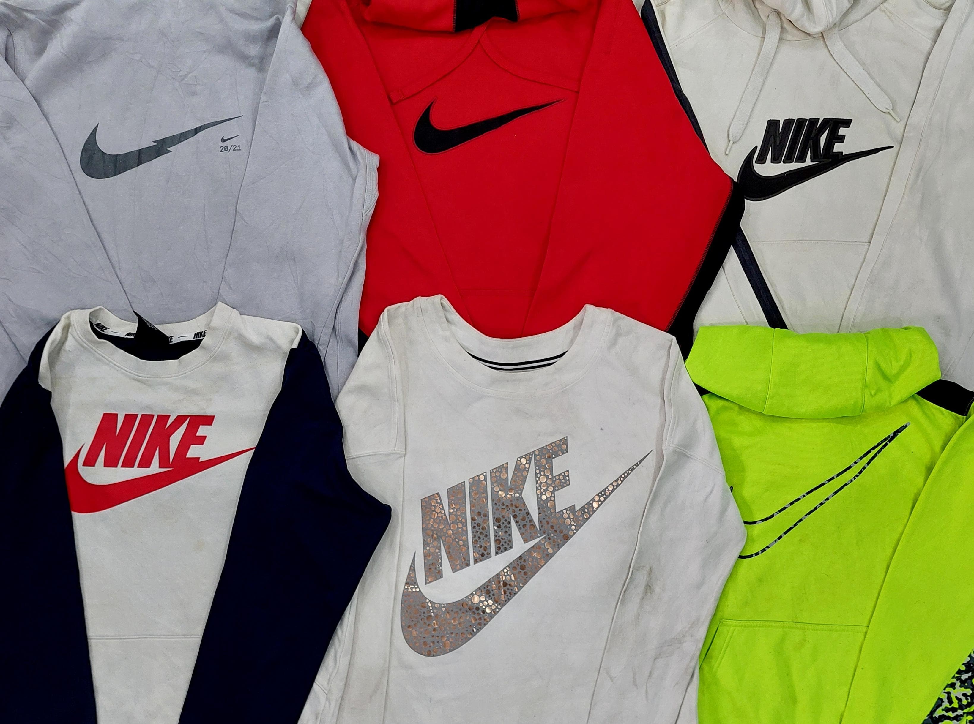 Marken Nike Sweatshirt & Hoodies - 15 Stück