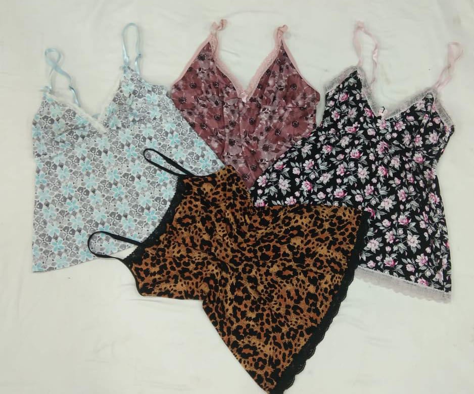 IQ0271 Y2K Floral Cami Tops - 08 Stück