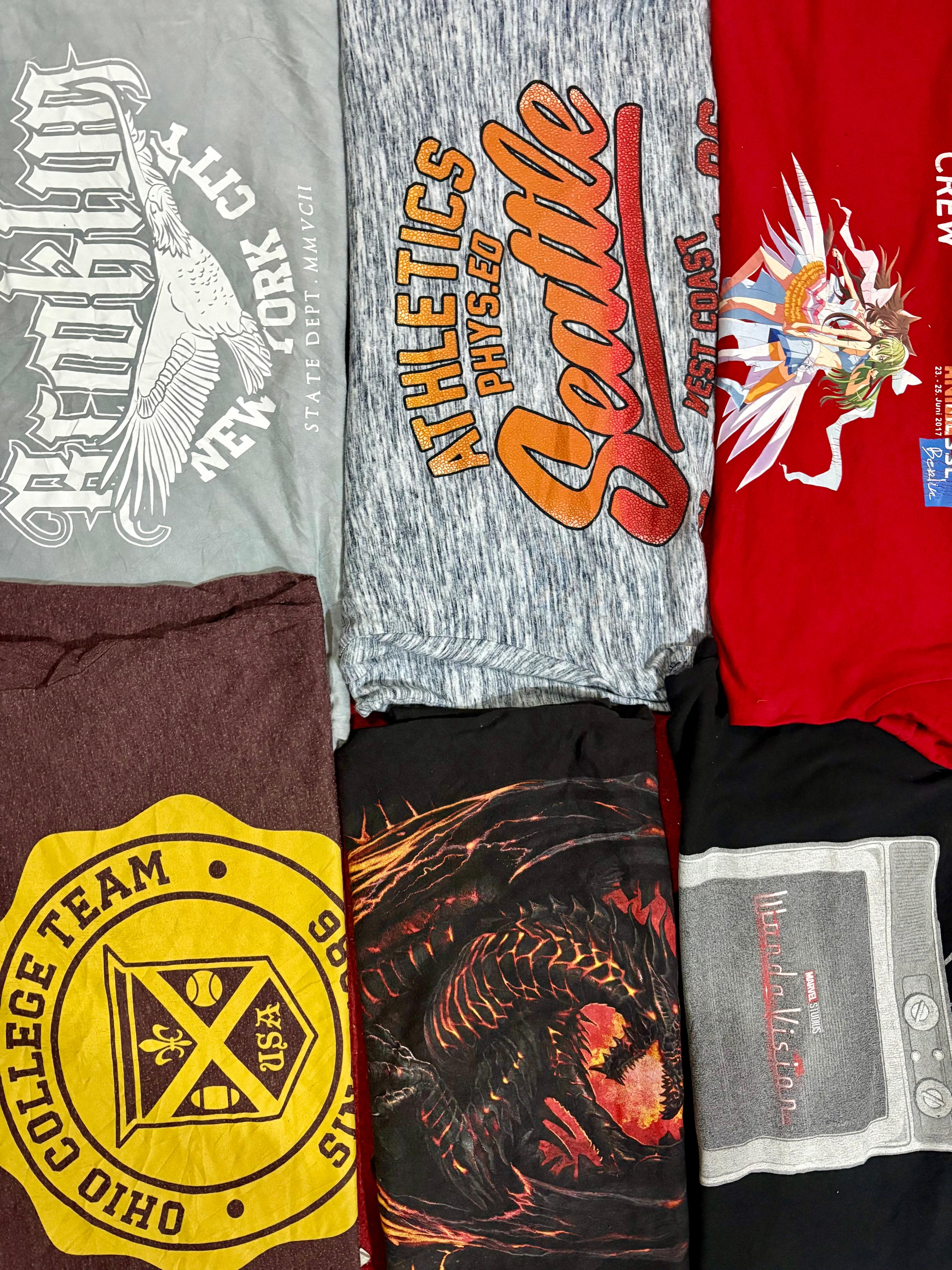グラフィックTシャツ