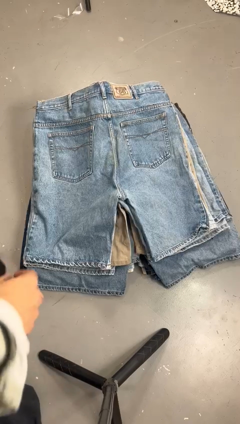VINTAGE BRANDED SHORTS