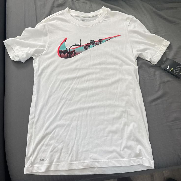 T-shirts Nike
