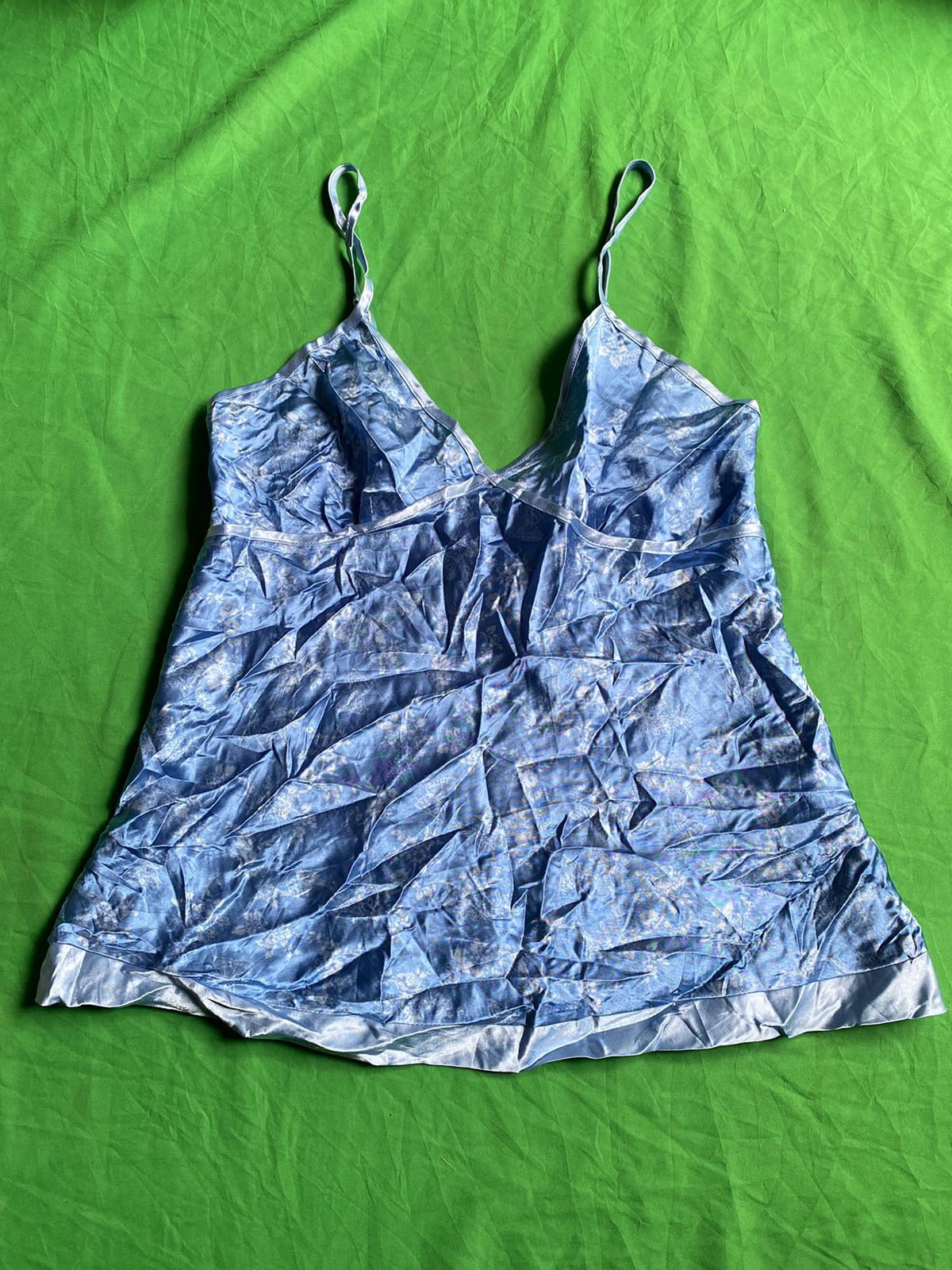 Gv 85 Y2k Slip Camis Tops