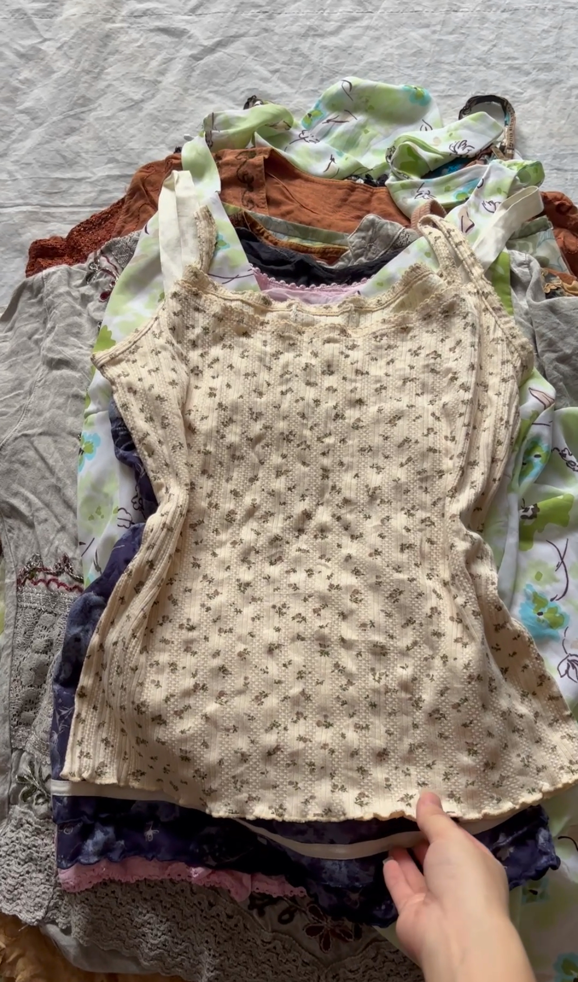 Gemischte farbige Tops