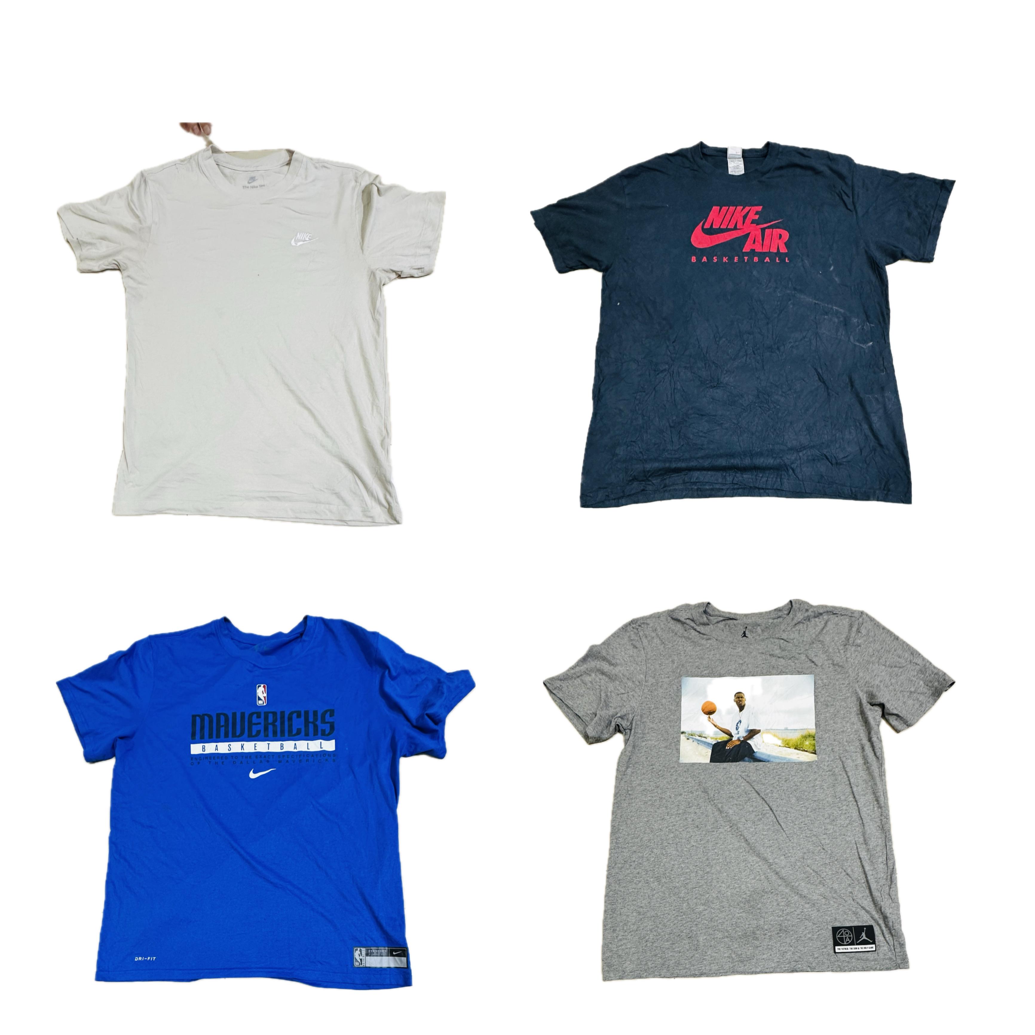 ナイキのTシャツ