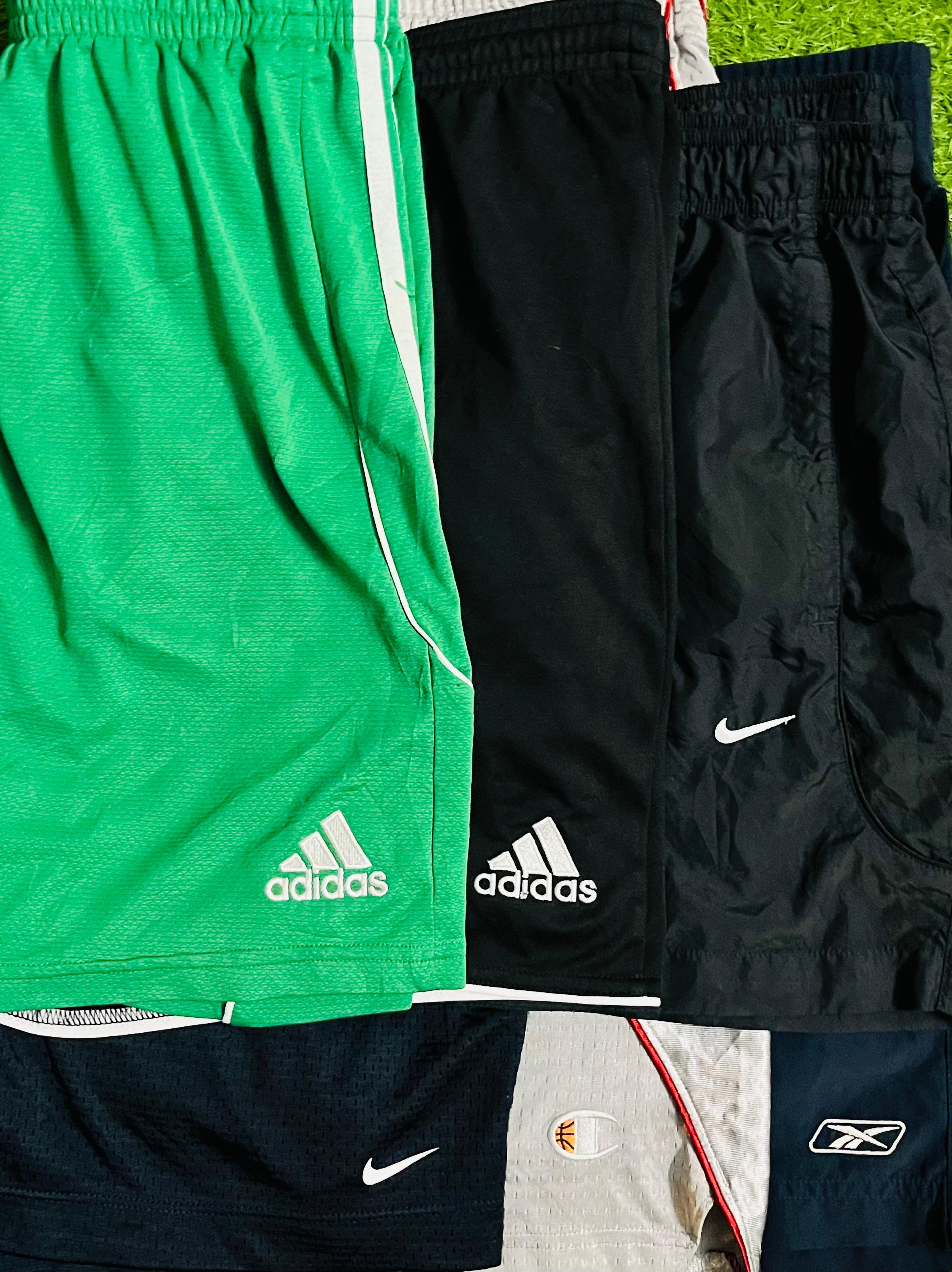 Pantaloni corti misti di marca