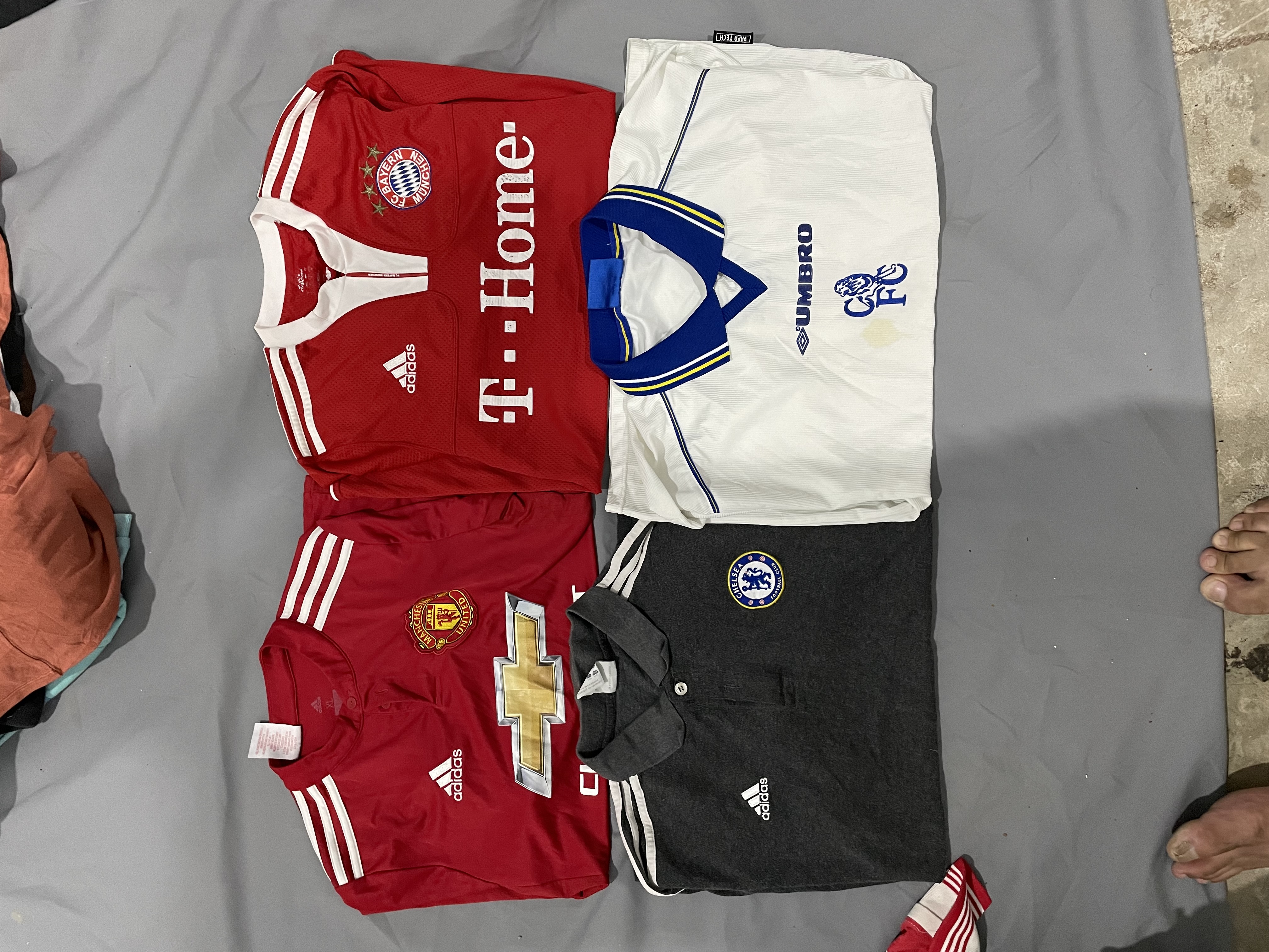 Fußballtrikots T-Shirt Polo