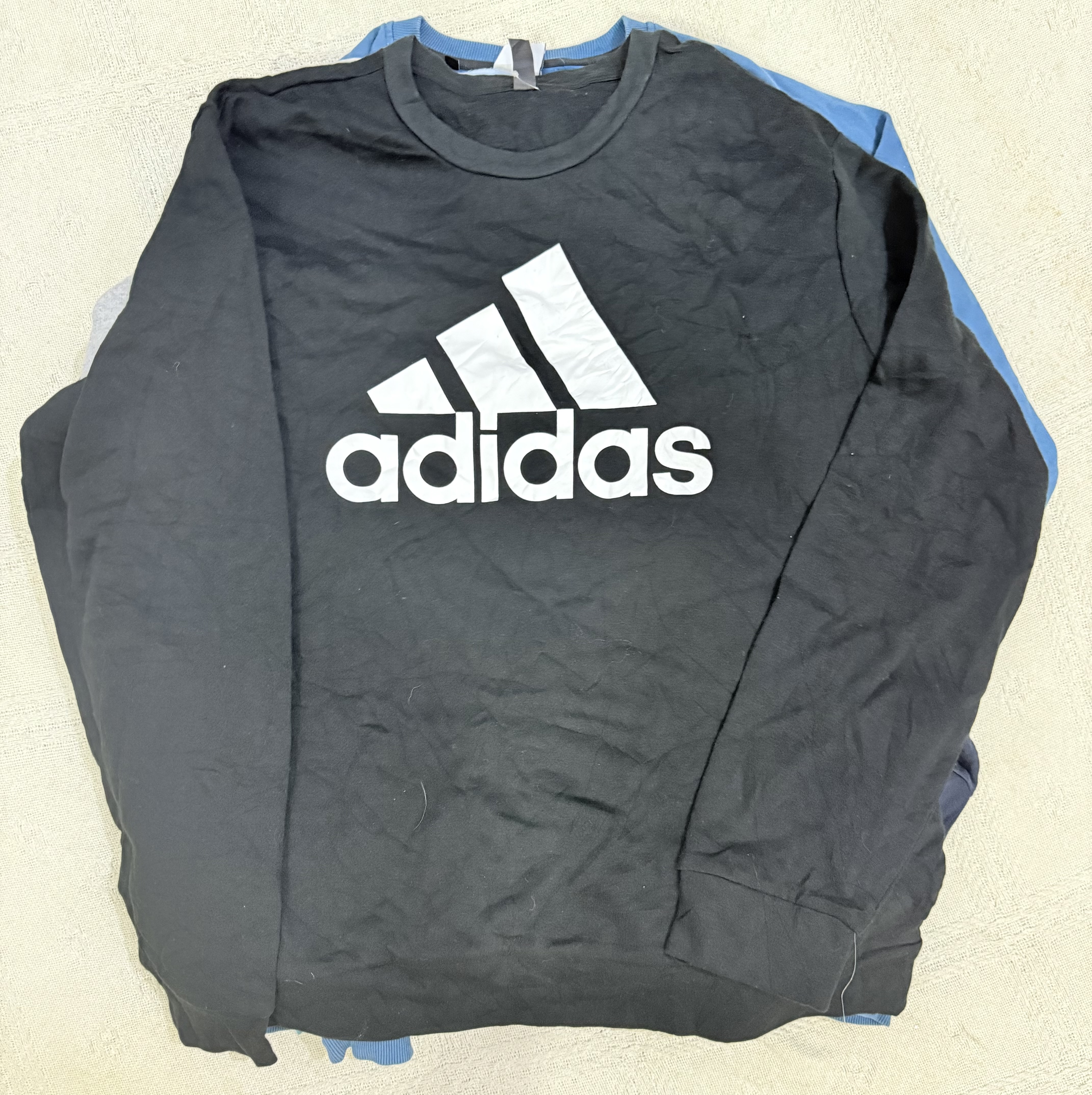 Markensweatshirts 17 Stück
