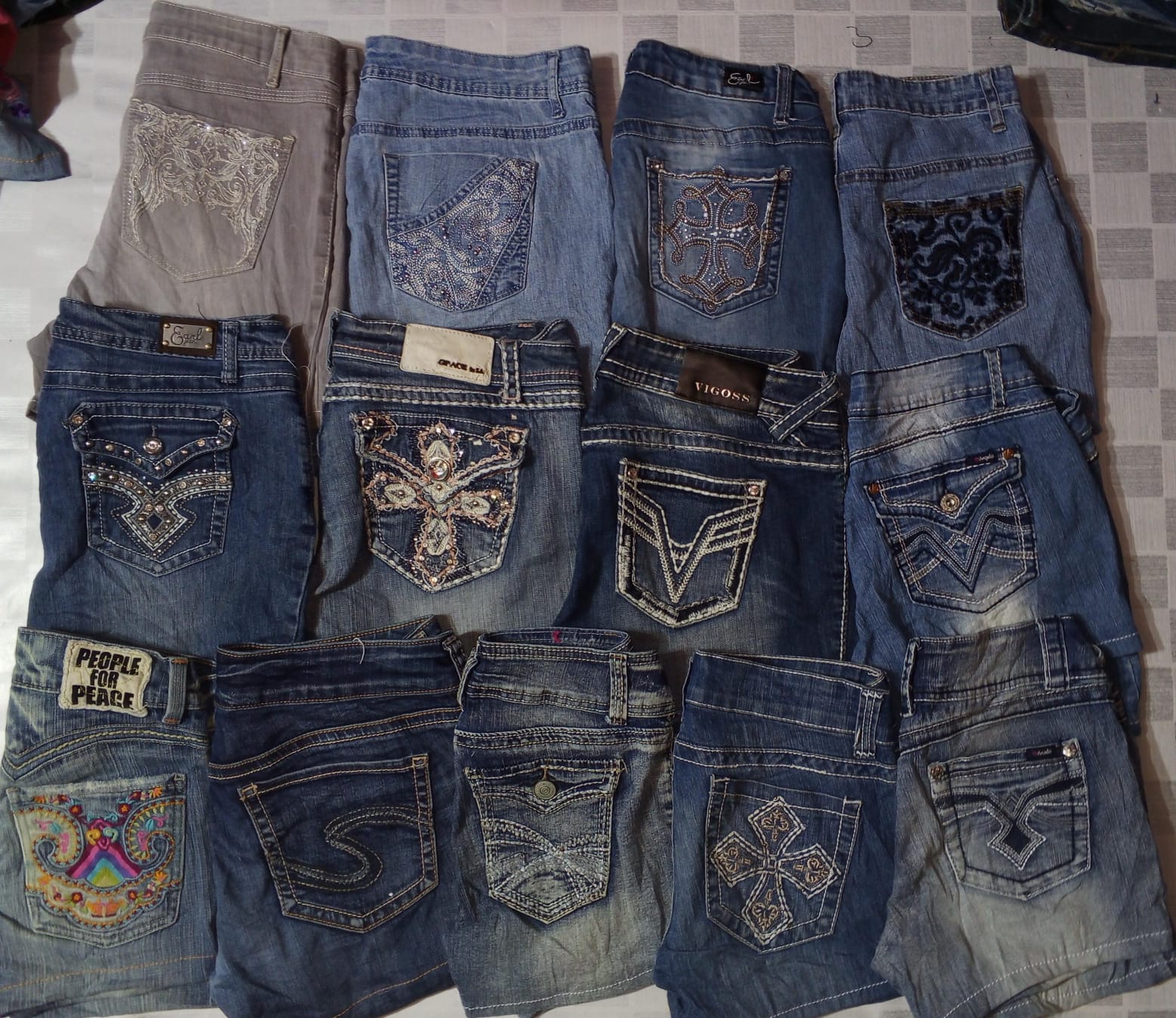 VIRGOSS AND OTHER MIX BRANDS MINI SHORTS (ID 1238)