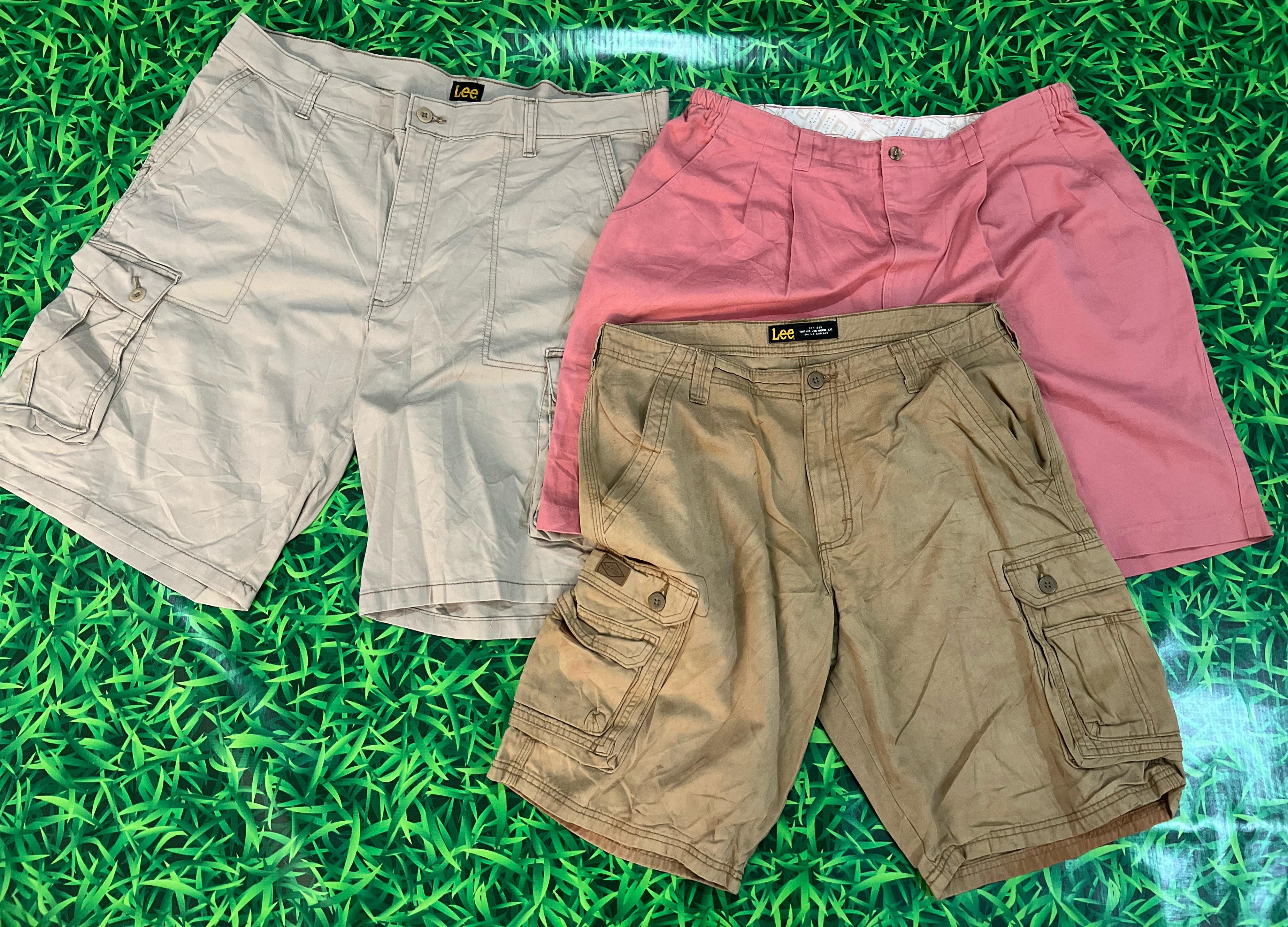 Lee, Levis shorts