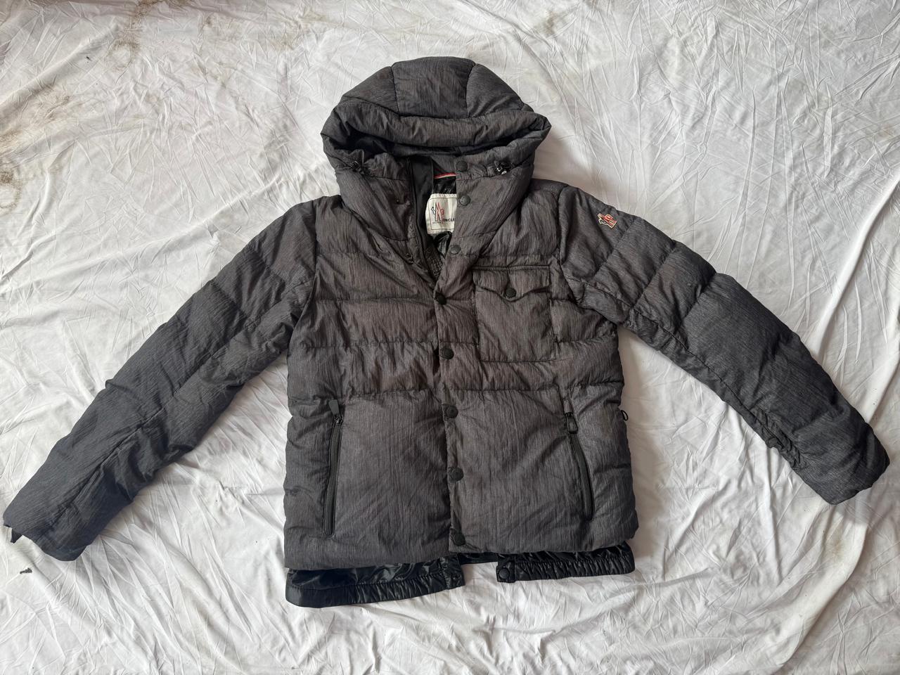Doudounes et manteaux Moncler
