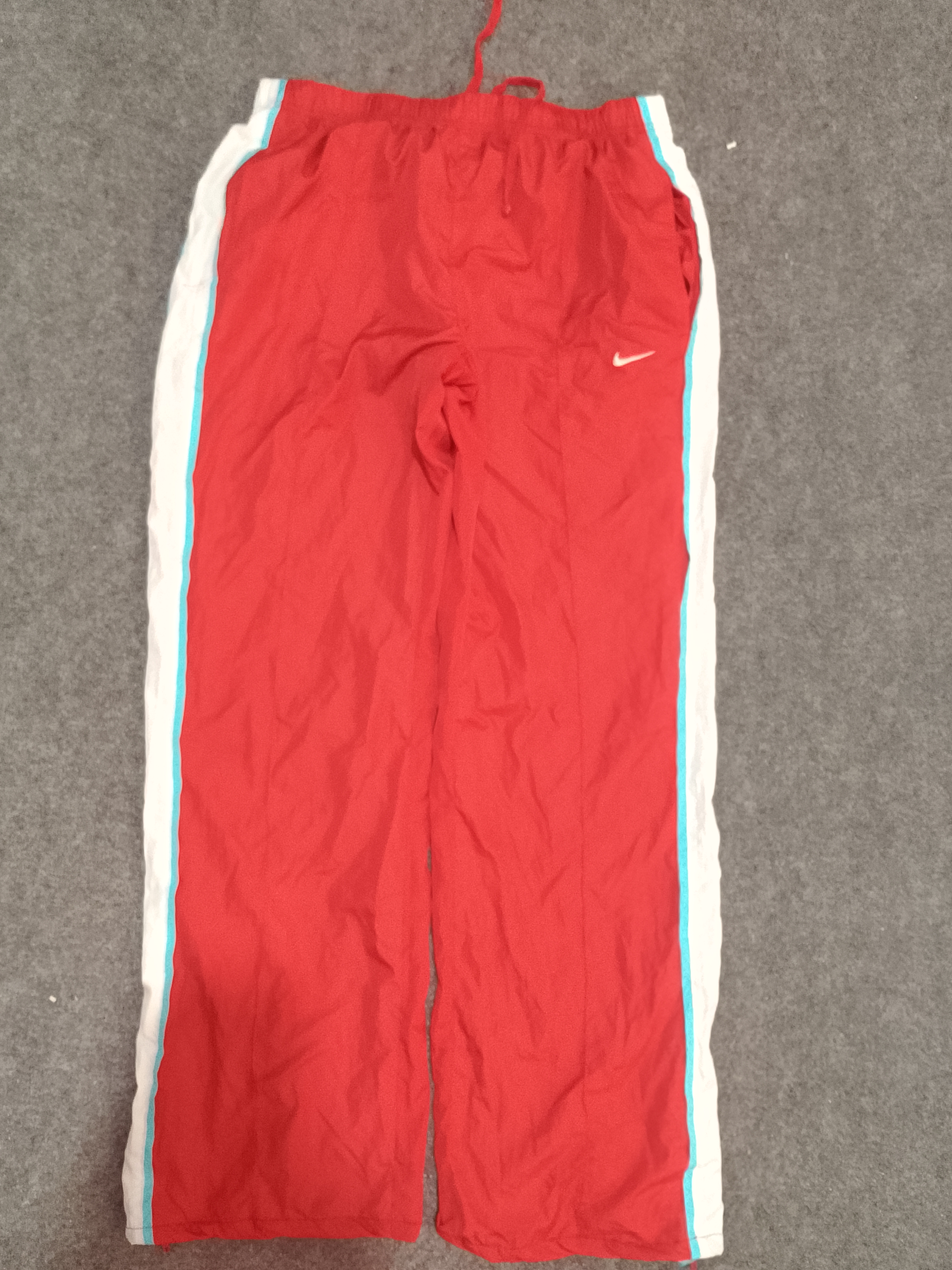 特別なヴィンテージのNikeトラックパンツ
