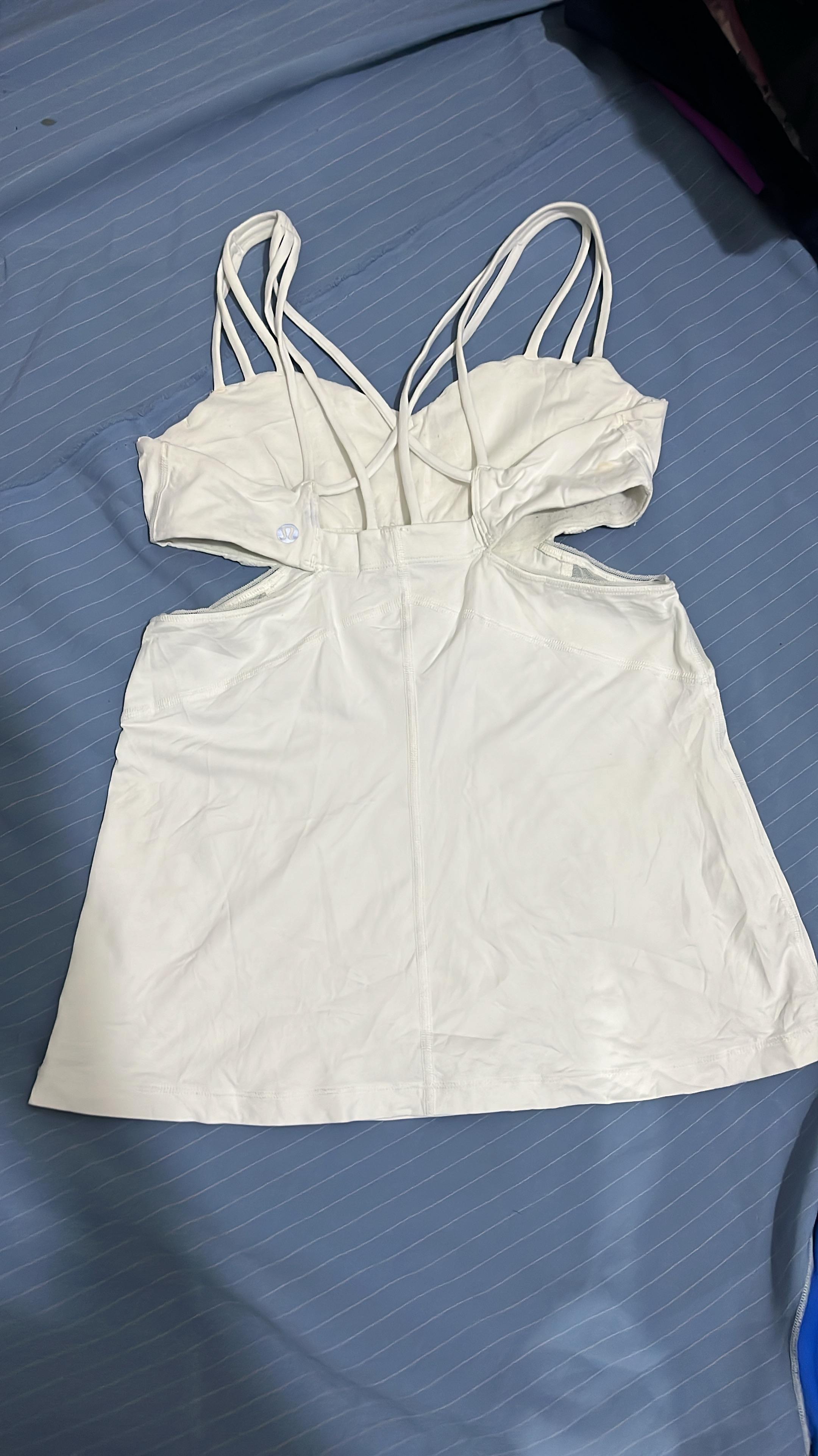 Lululemon top