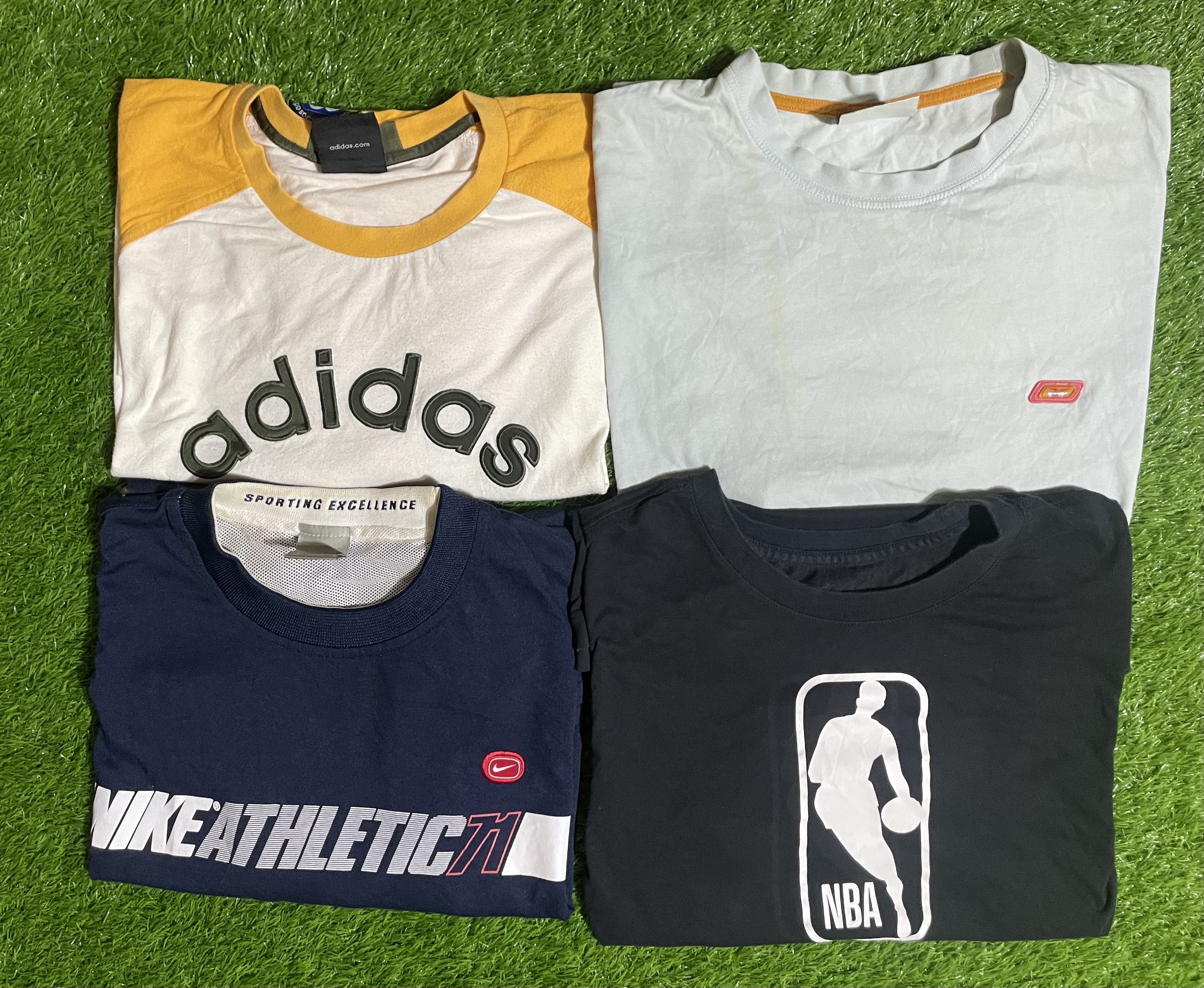 ADIDAS | NIKE | T-SHIRT | #009