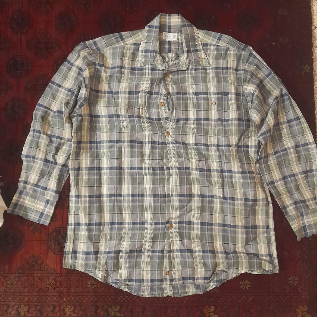 Burberry shirt p34B48