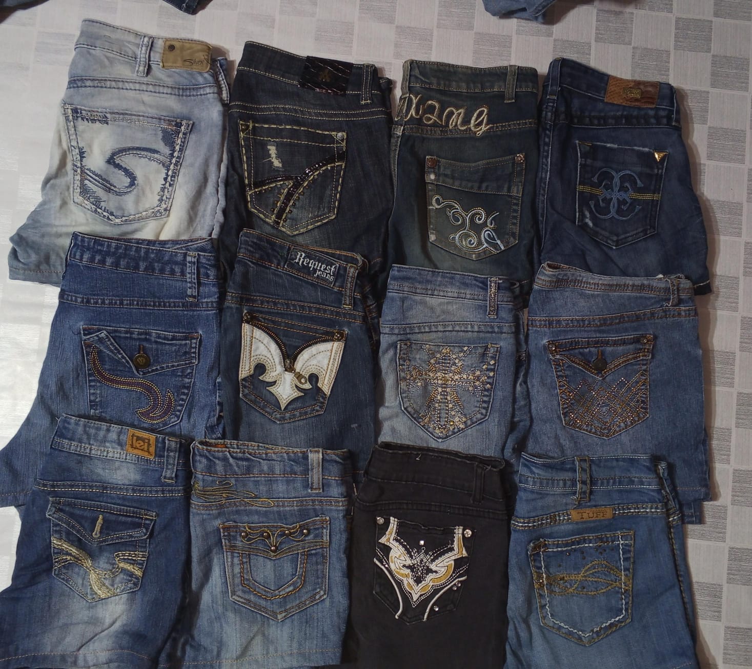 GUESS AND OTHER MIX BRANDS MINI SHORTS (MD 1167)