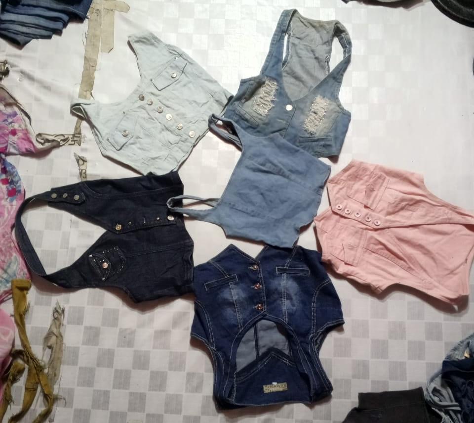 HENNES COLLECTION UND ANDERE MIX MARKEN WESTE (ID 1012)