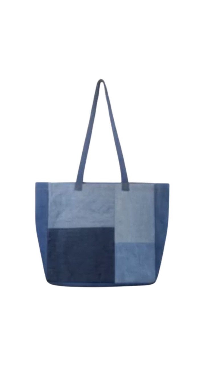 Upcycelte Zero-Waste Denim-Umhängetaschen