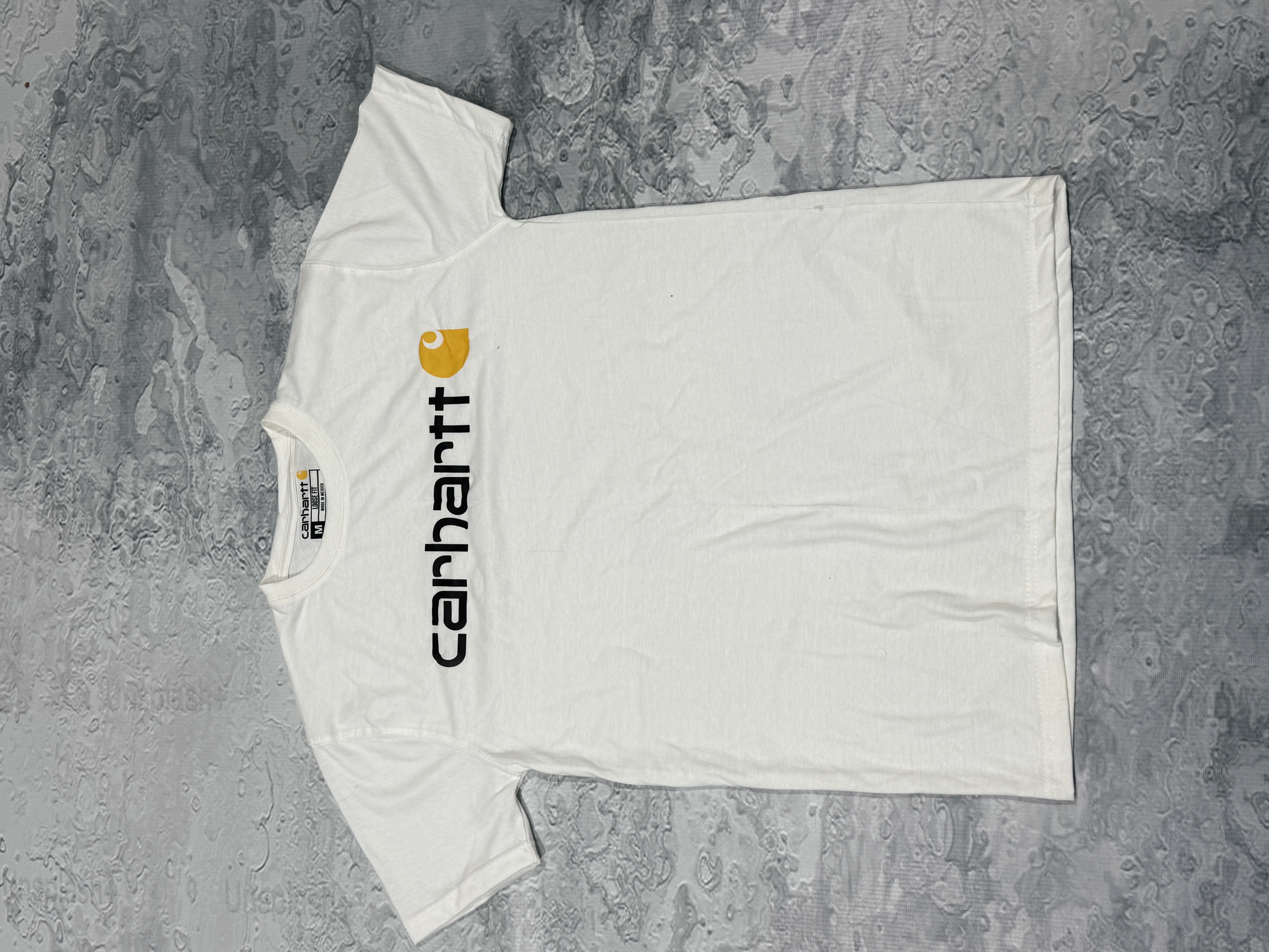 Camisa blanca estilo rework de Carhartt