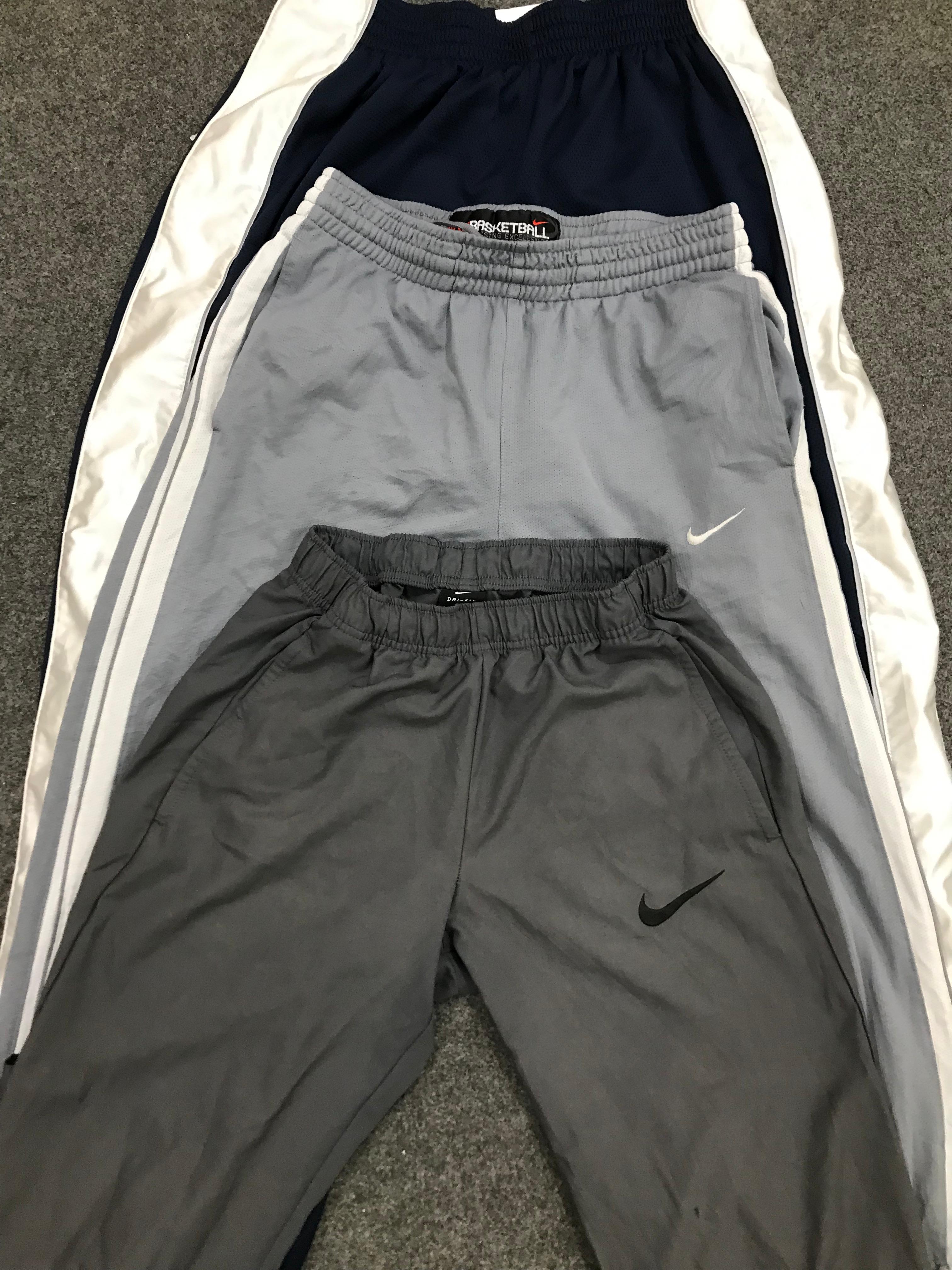 特別なヴィンテージのNikeトラックパンツ