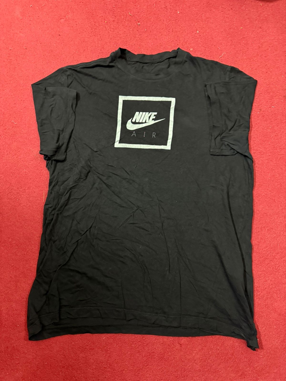 Adidas Nike T-Shirts in tollen verschiedenen Farben.