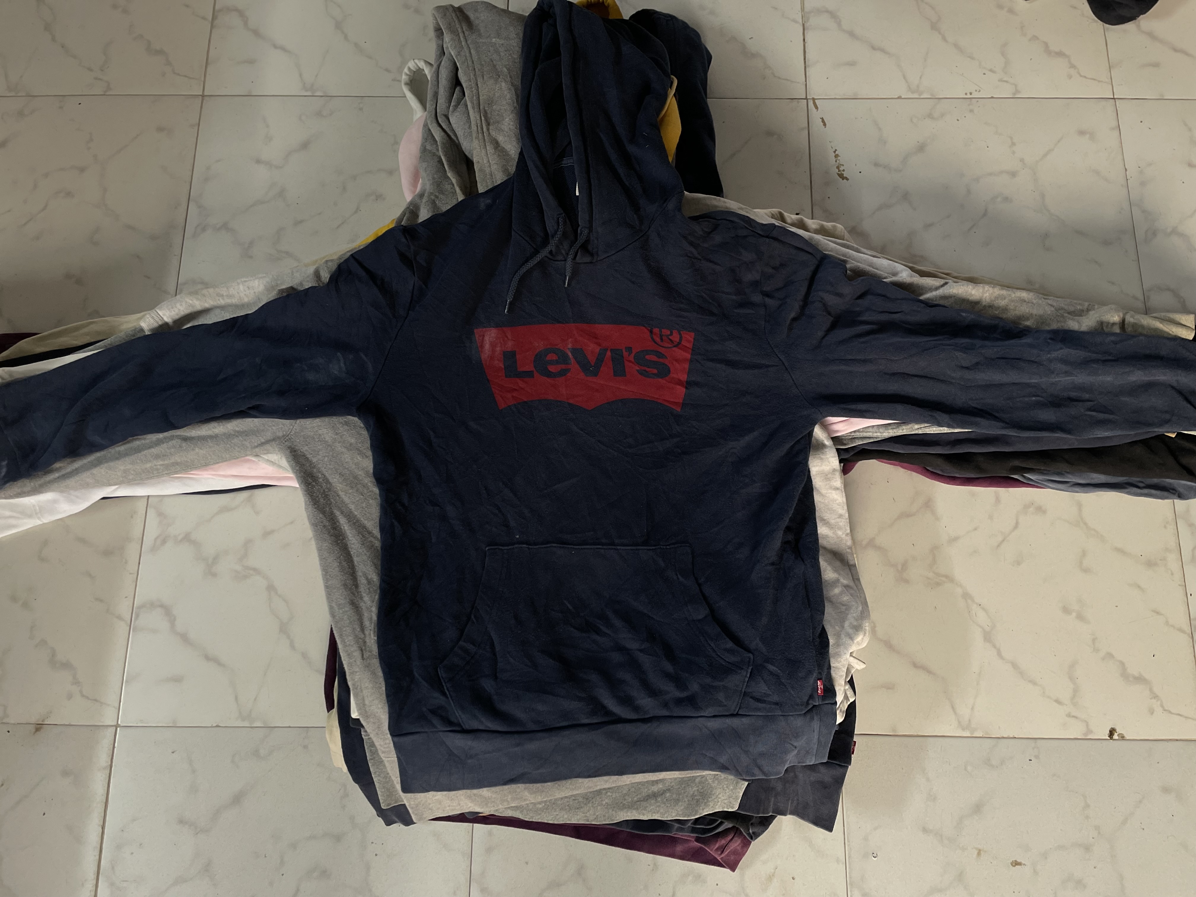 sweatshirts et hoodies Levis
