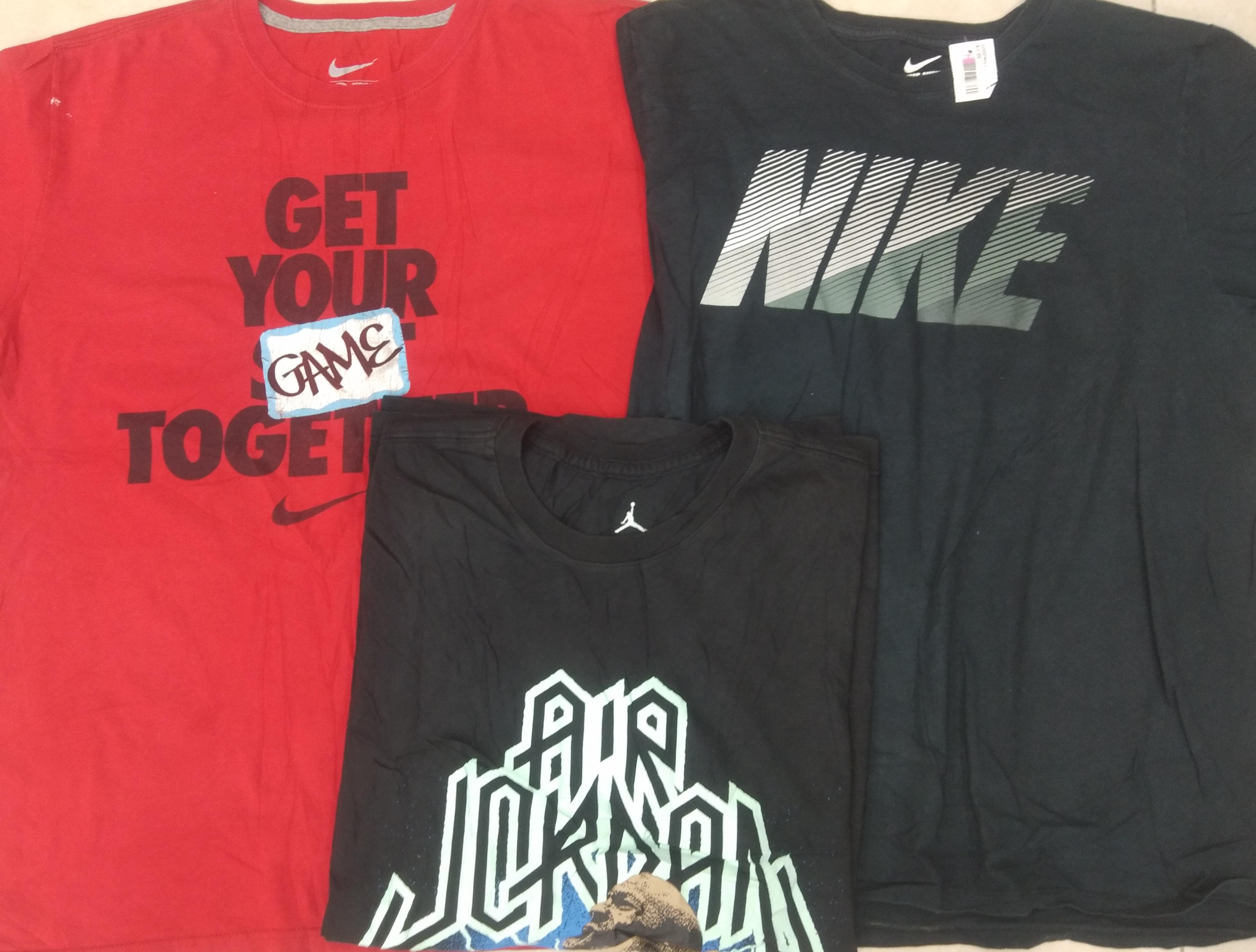 CT1087 Nike Printed Men's T-Shirts