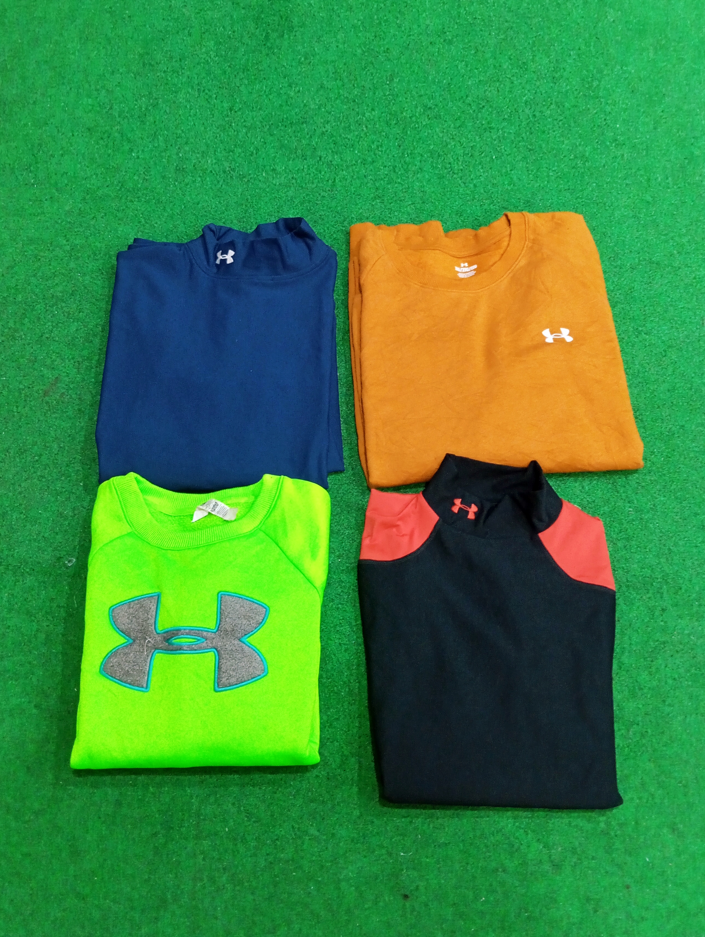 Under Armour Sweatshirt