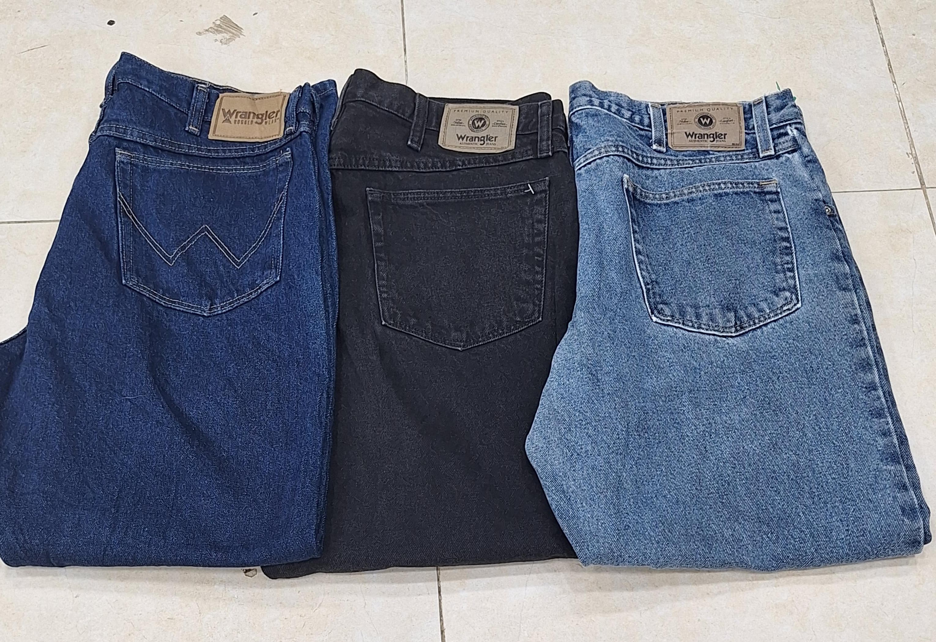 CT1148 Wrangler Mix Denim Jeans