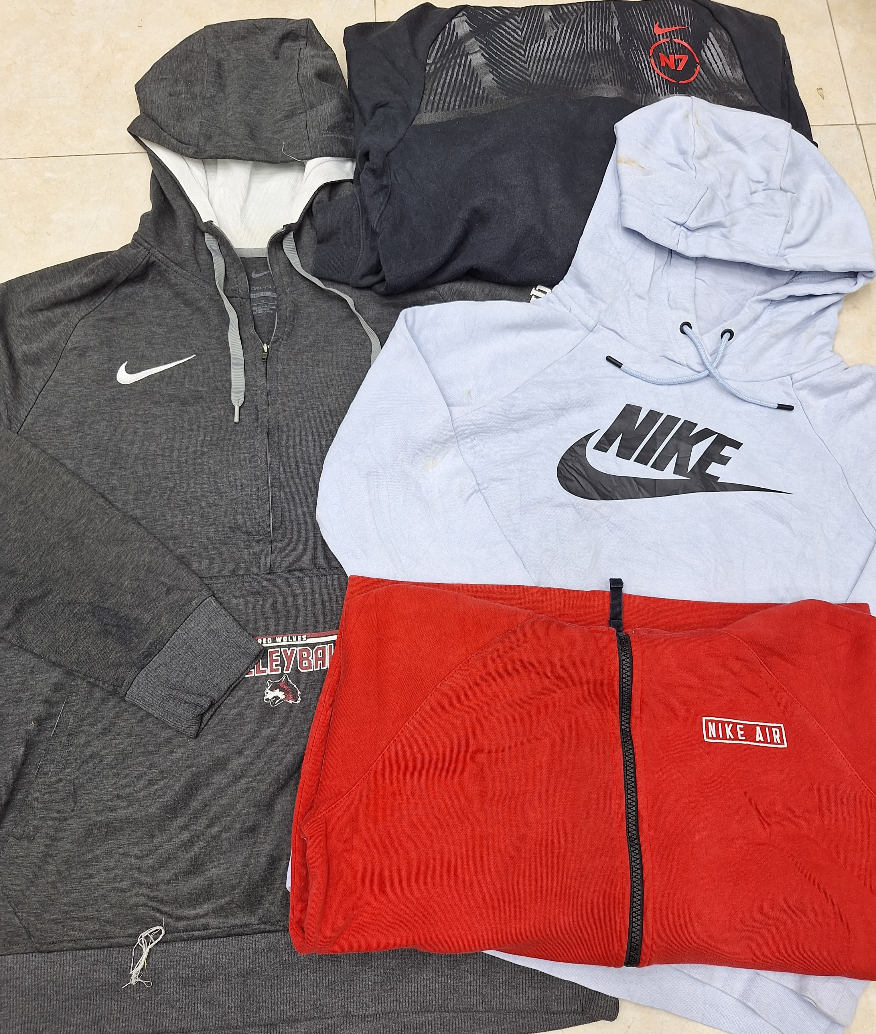 CT1162 Nike Sweatshirts à Capuche Imprimés Mixte