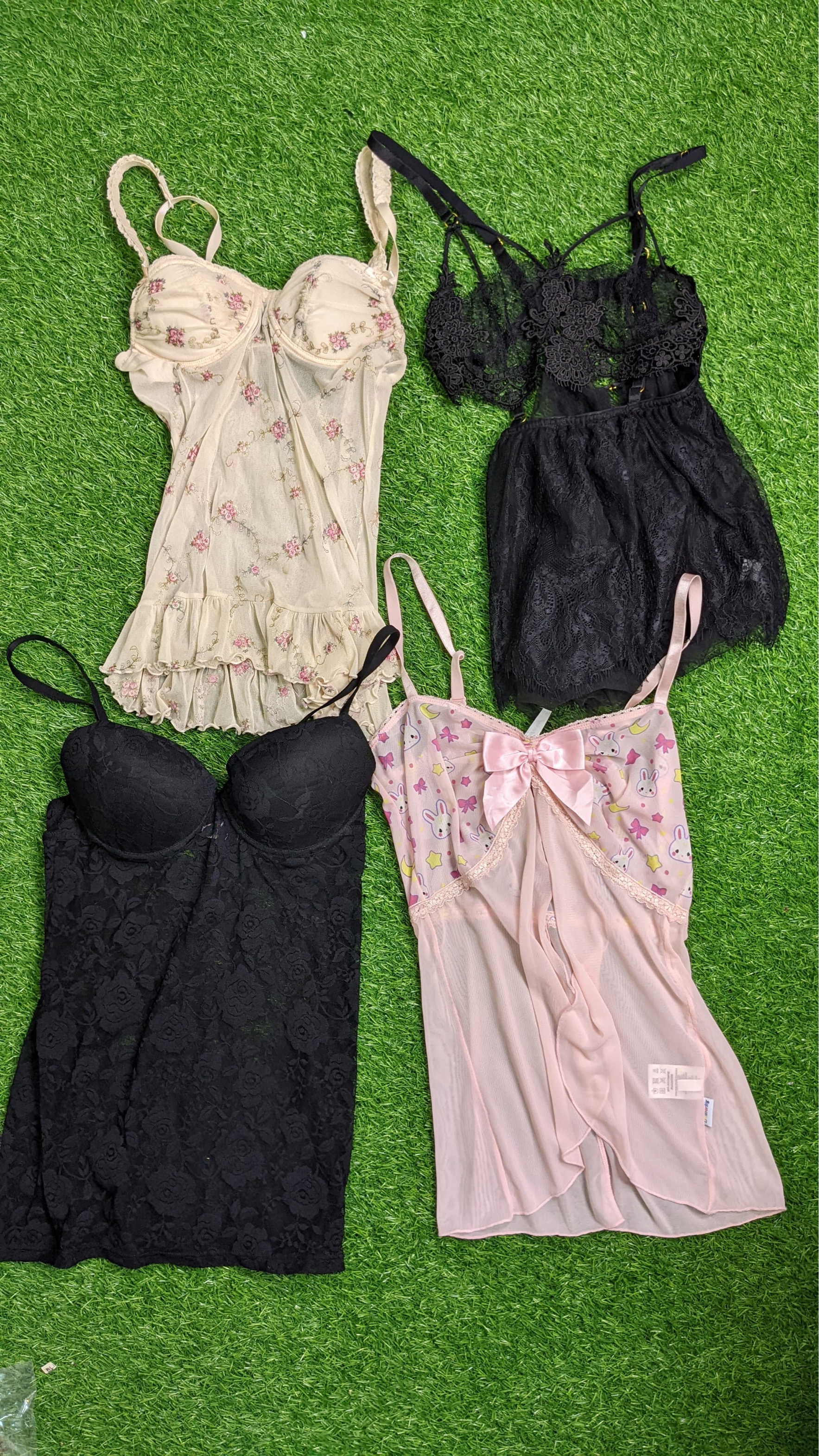 Mezcla de ropa de dormir y lencería