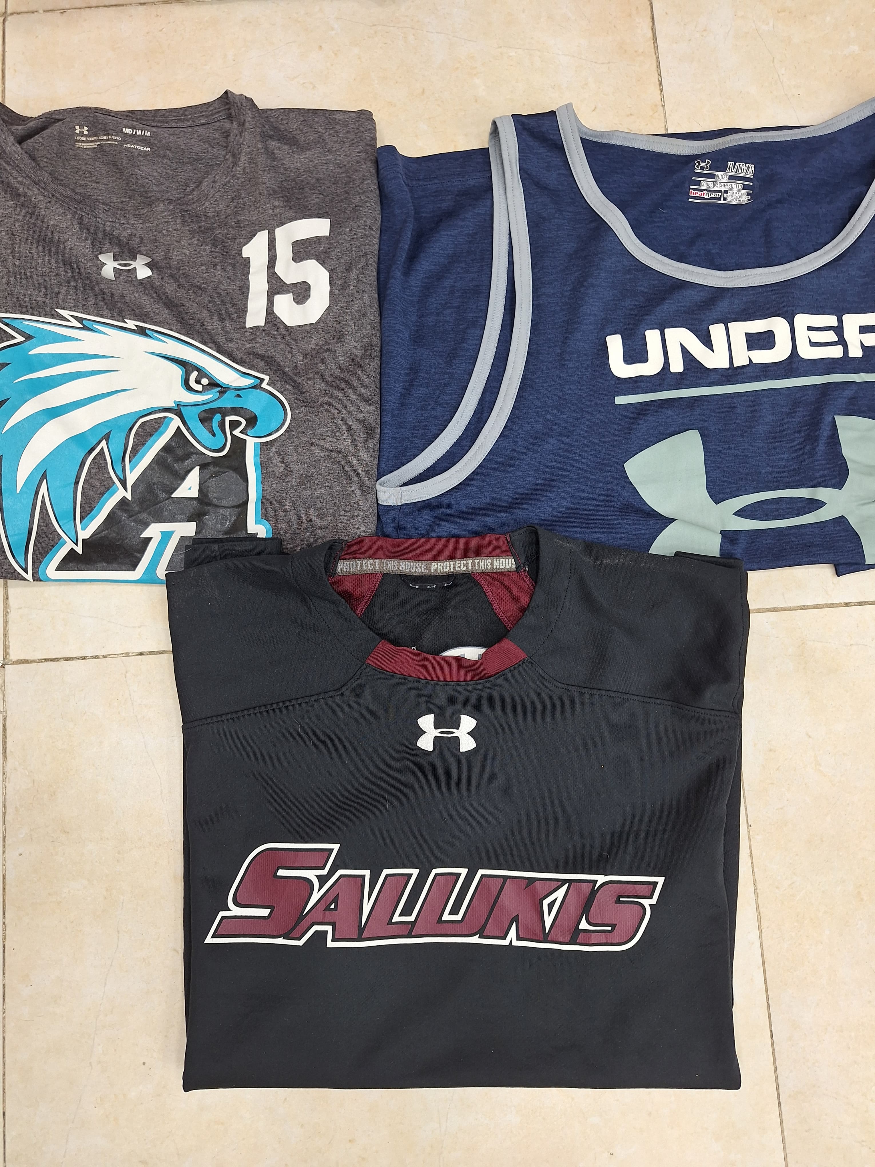 CT1234 Under Armour T-Shirts