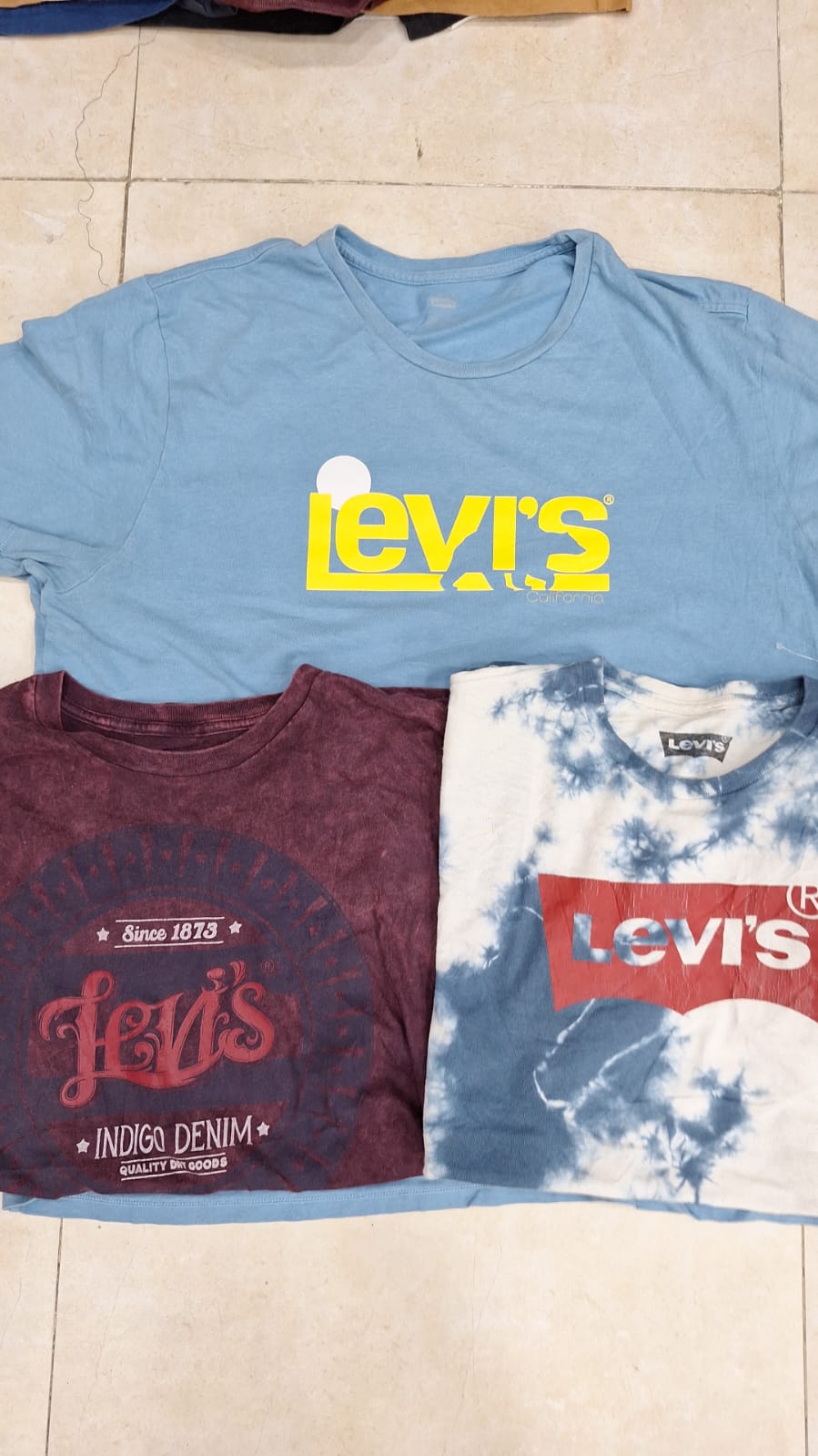 CT1202 Levi's T-shirts
