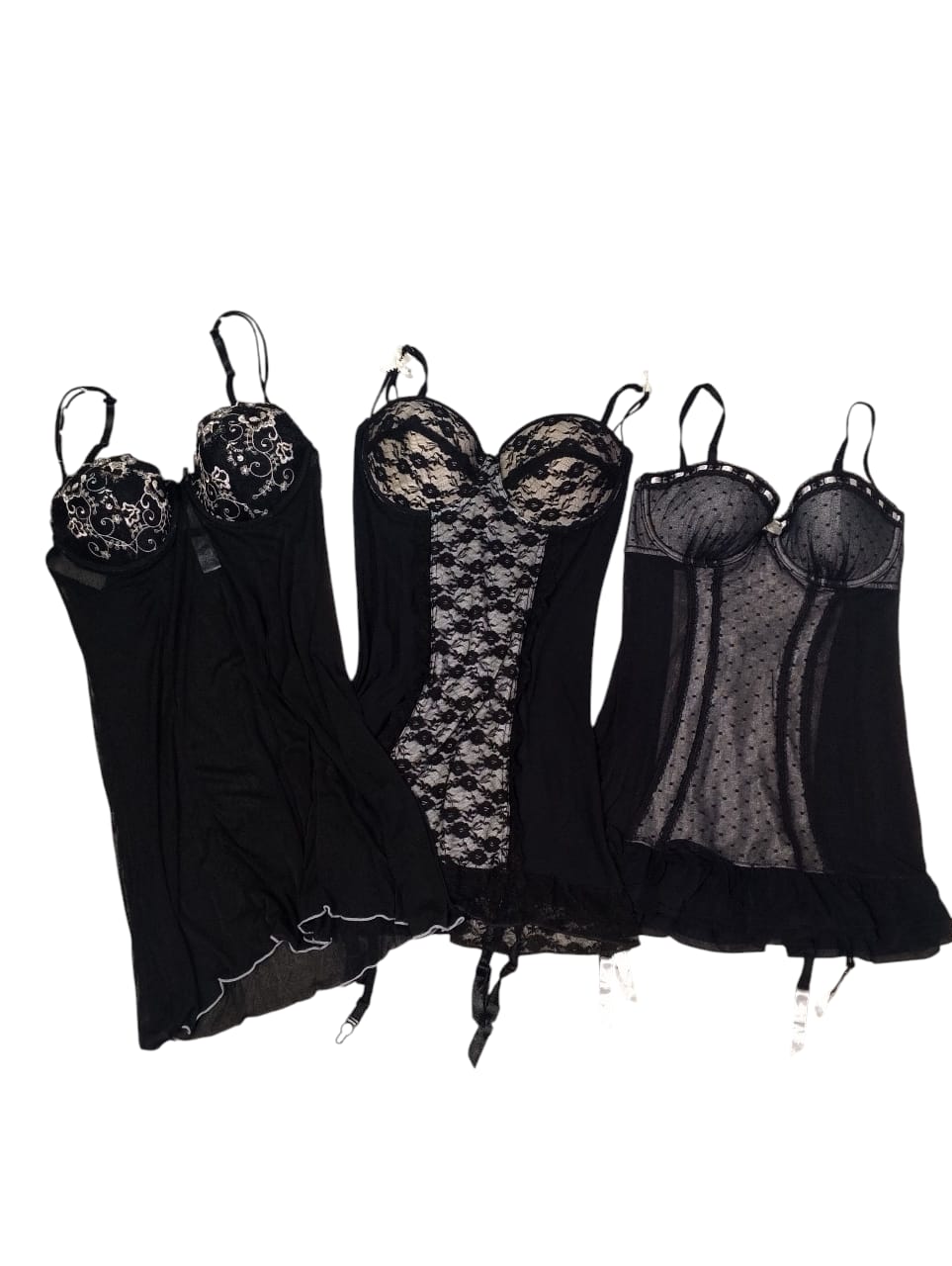 Top in pizzo nero carini -18p -31/7/25