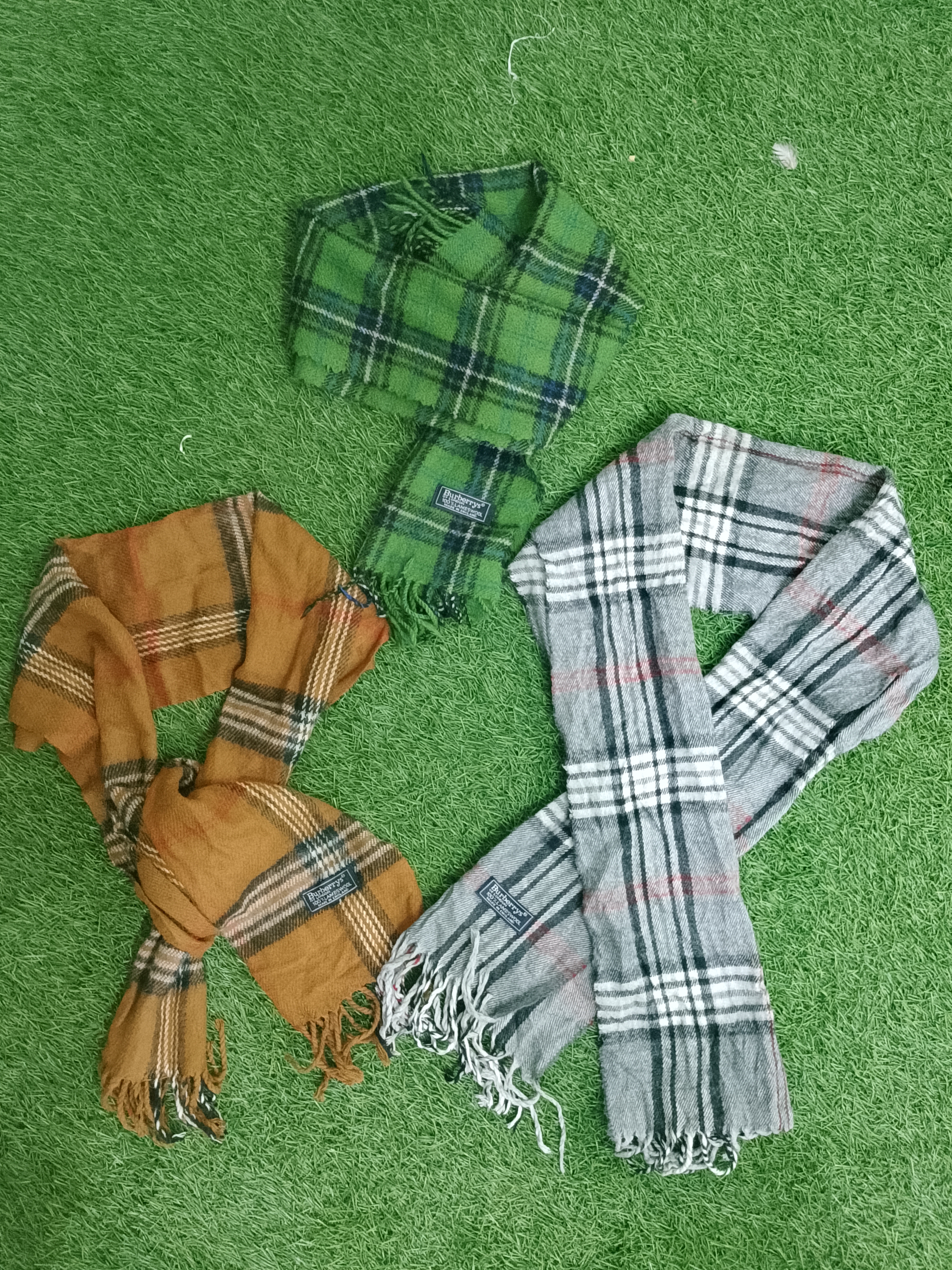 Burberry scarve