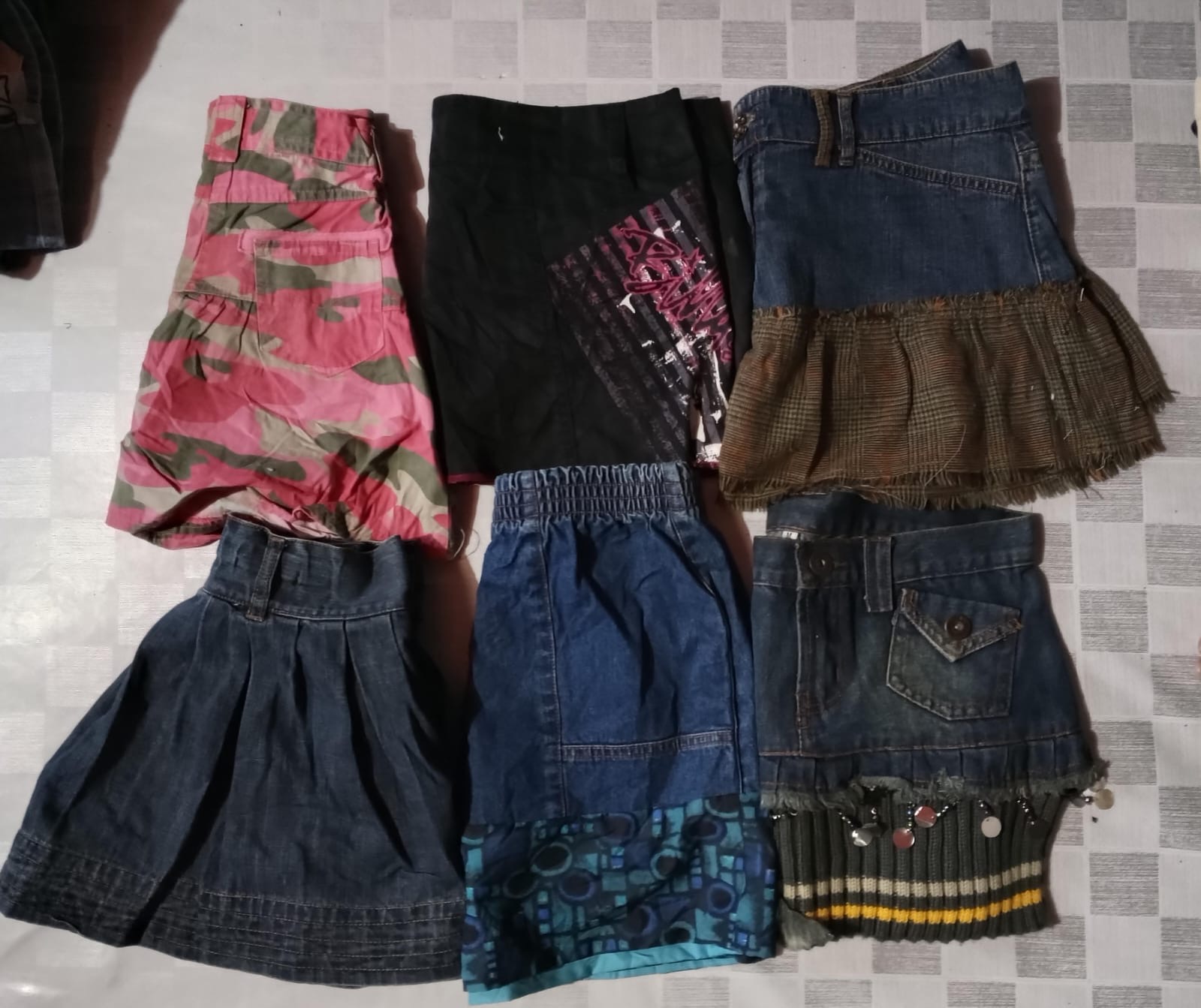 FORADIVARIUS AND OTHER MIX BRANDS MINI SKIRTS  (ID 1026)