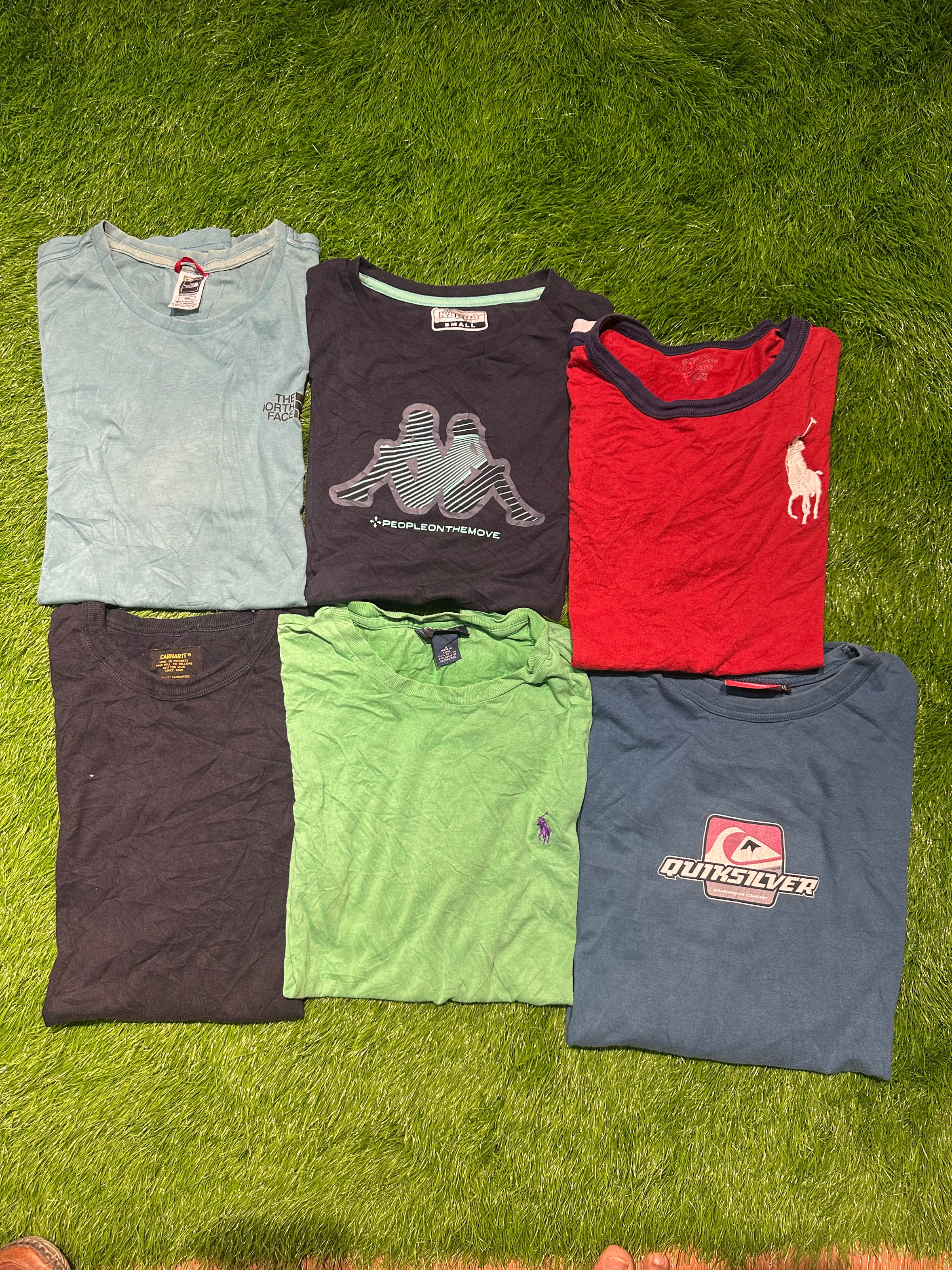 Gemischte Marken-T-Shirts