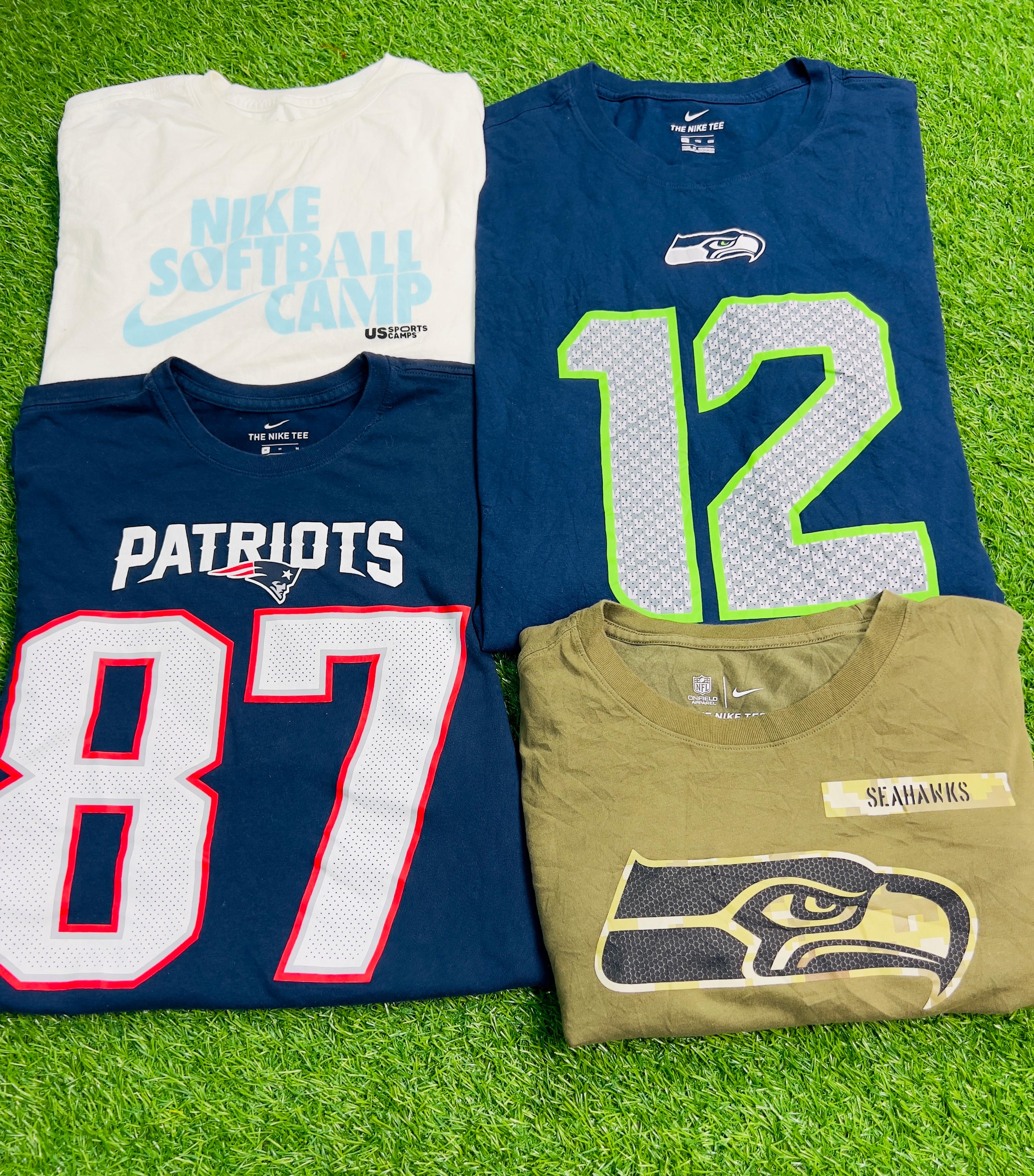 Nike mix T-shirts