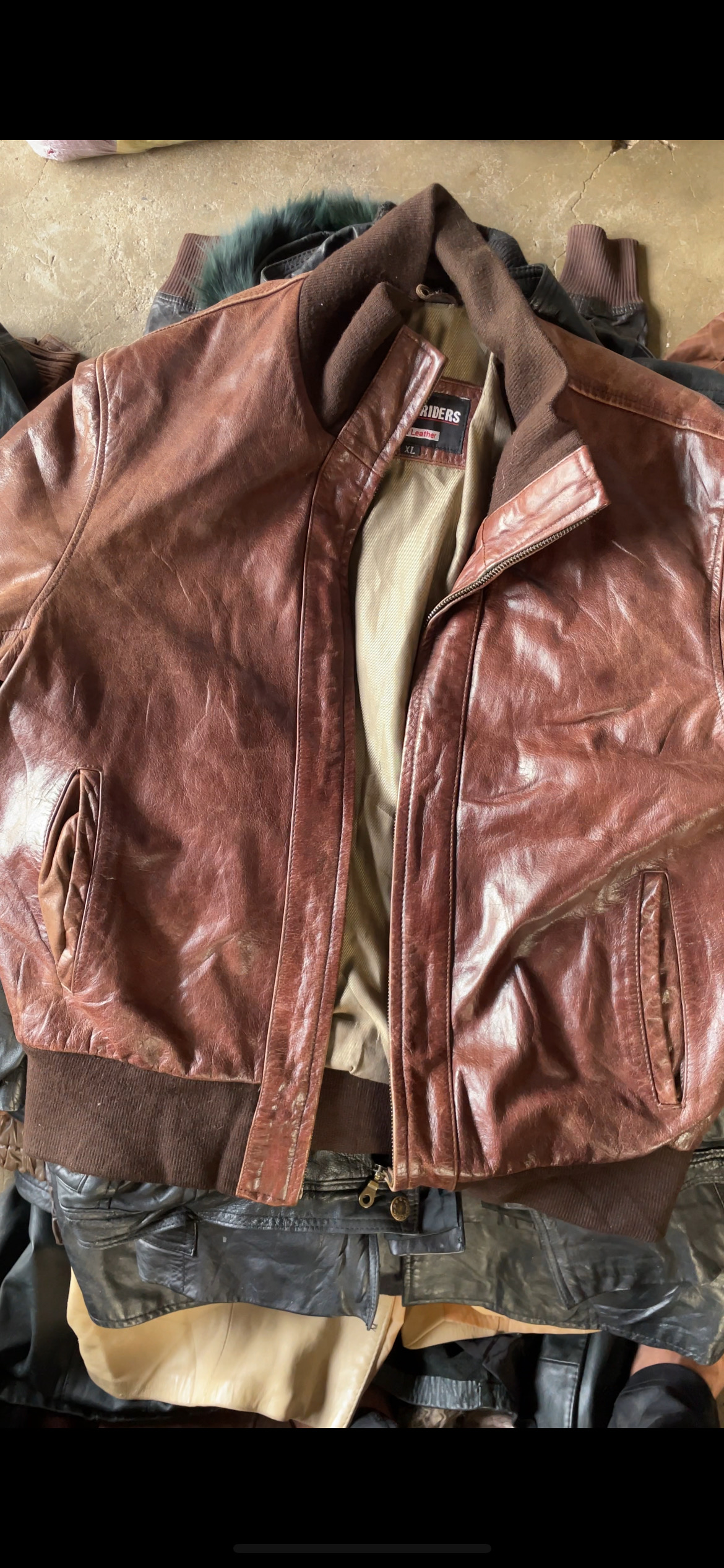 Veste en cuir de marque