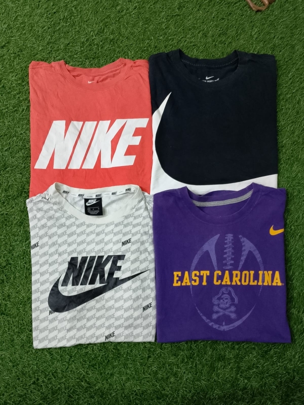 T-Shirt a girocollo Nike