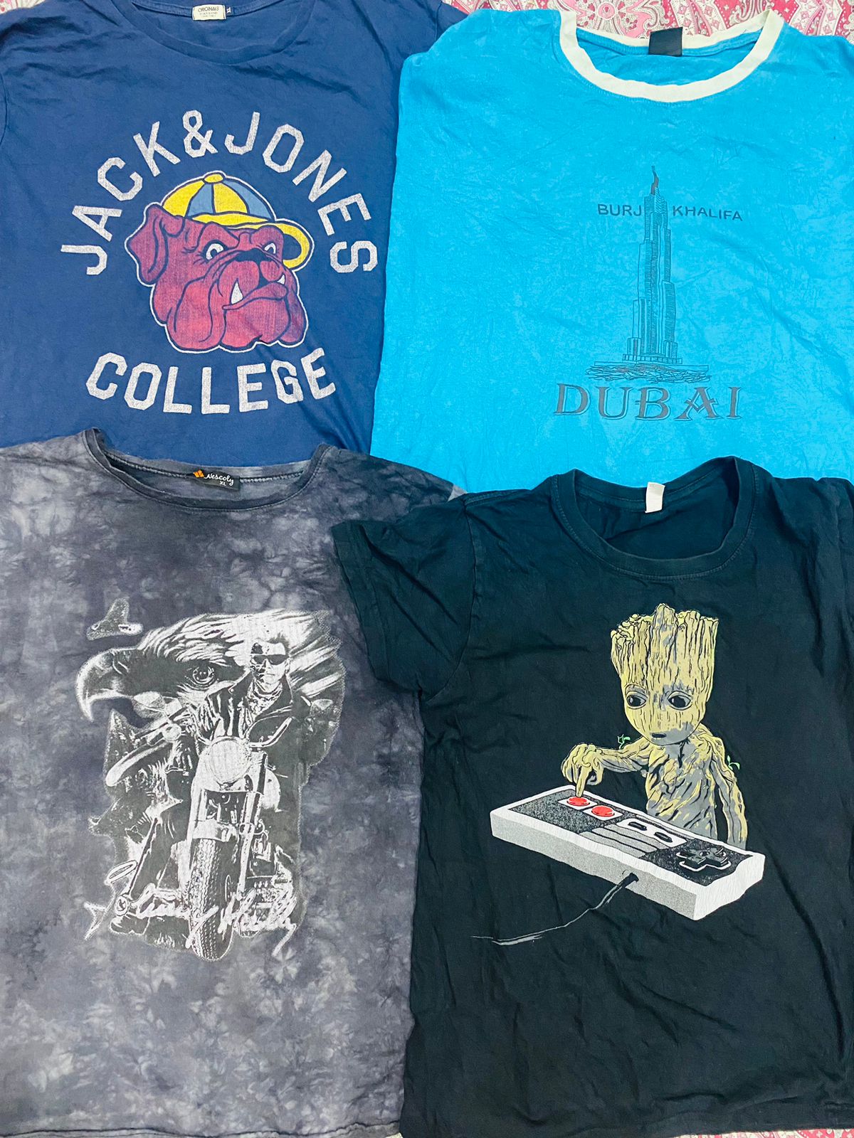 T-shirts graphiques