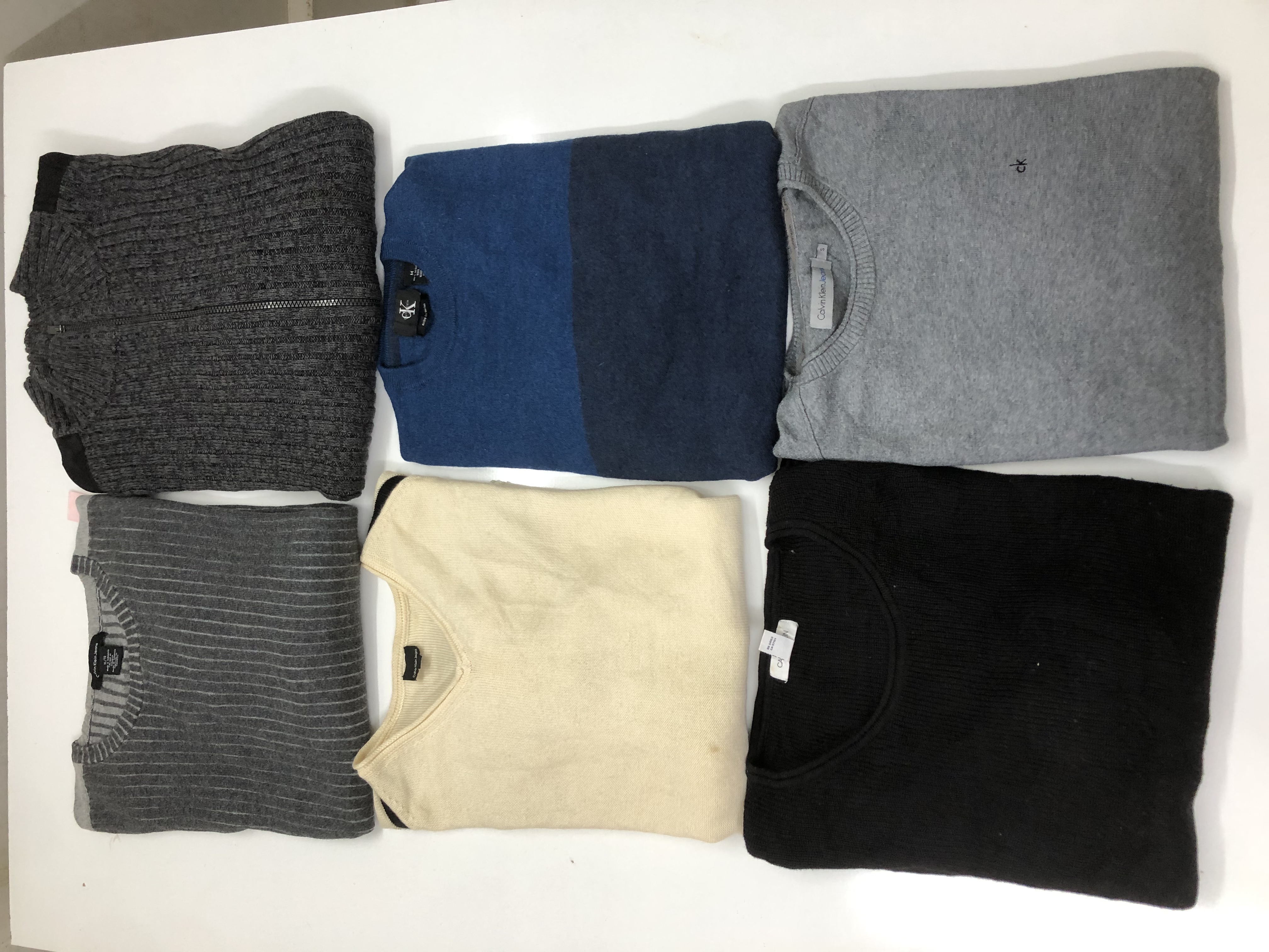 Branded sweater Calvin klein